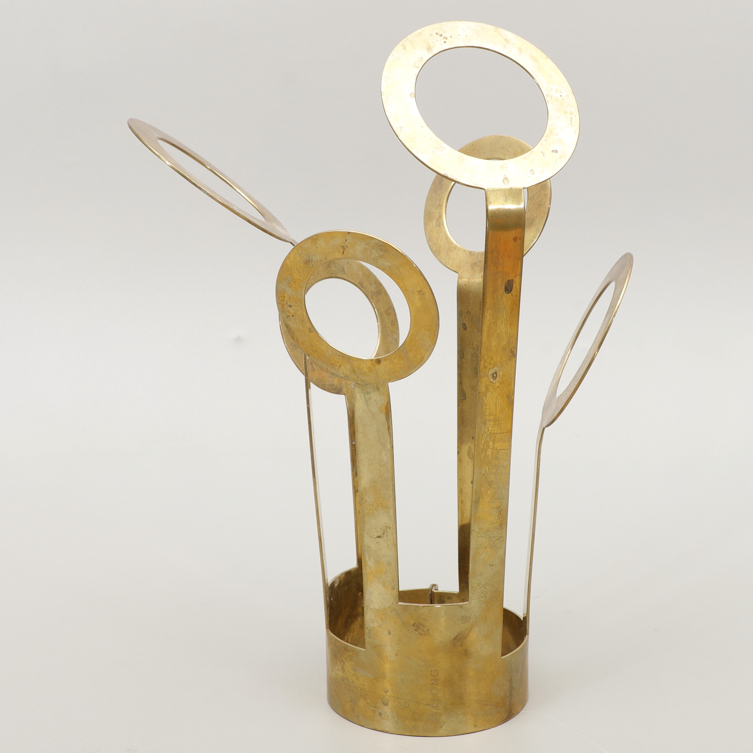 AMI KATZ. Vas, mässing, "Fanny" mässing, Klong.