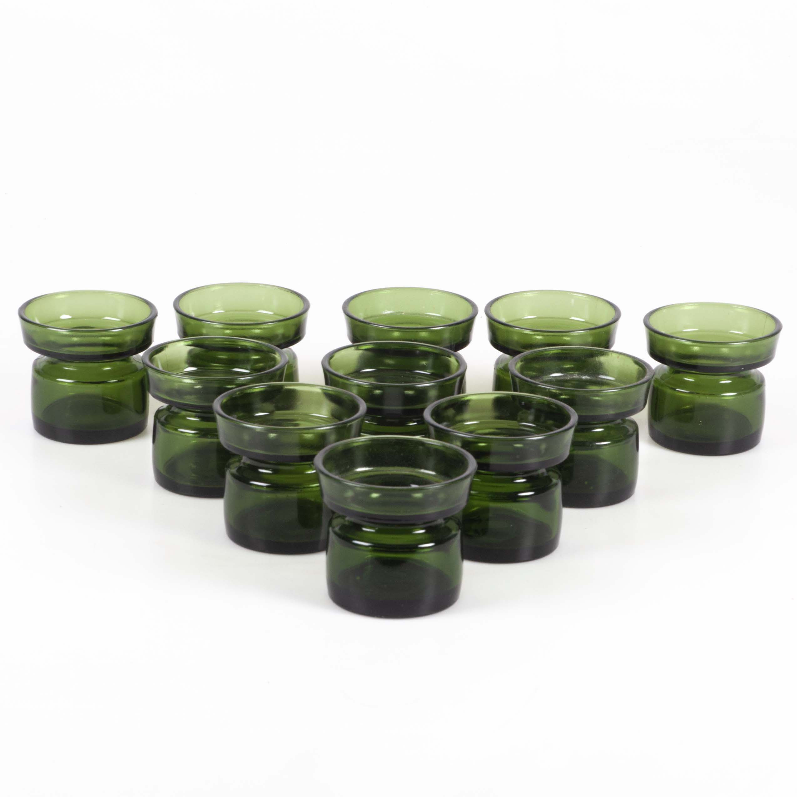 JENS HARALD QUISTGAARD. Ljusstakar av grönt glas, 13 st DANSK DESIGN LTD. Danmark.