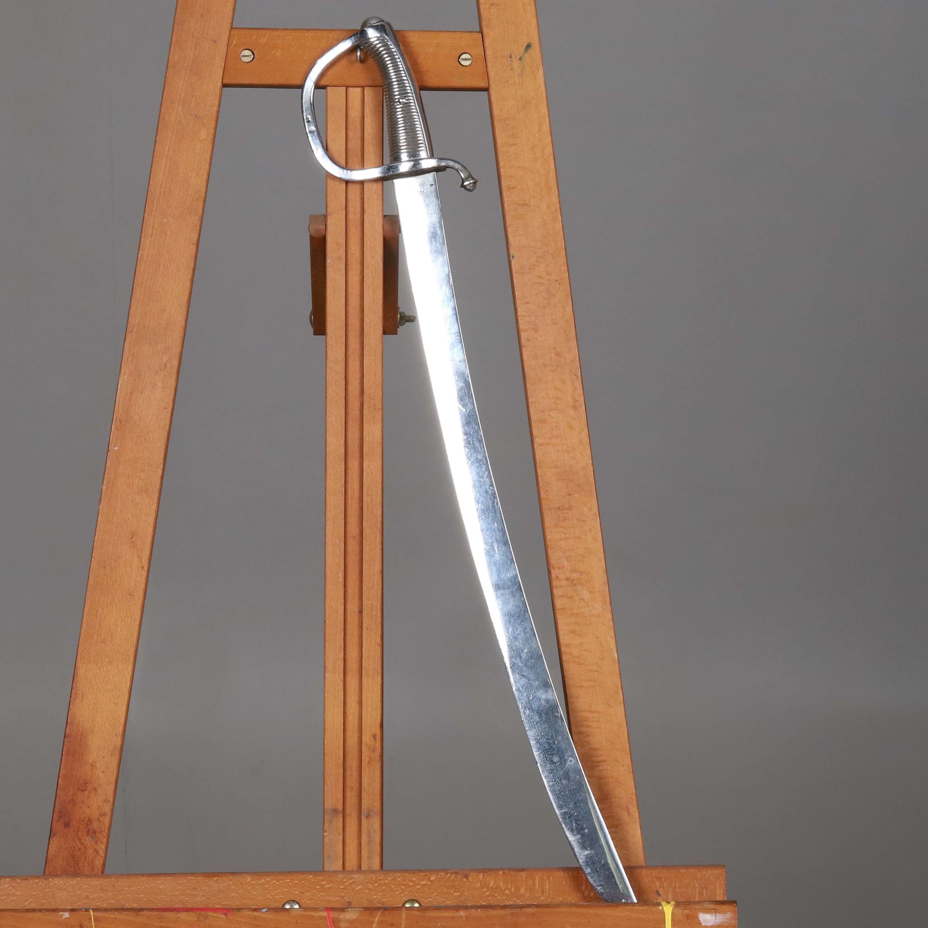 DRÄKTVÄRJA, förkromad, märkt.