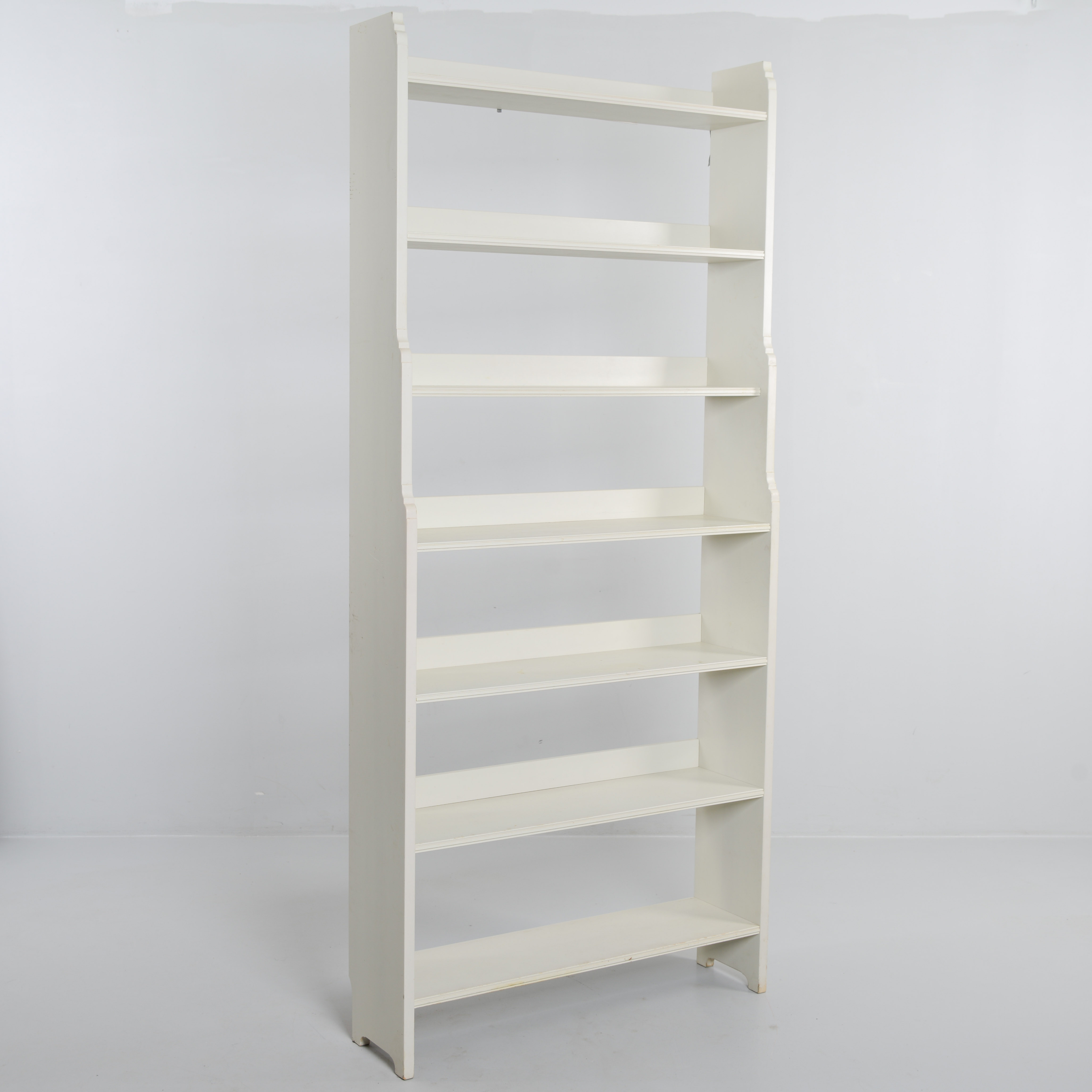 BOKHYLLA, "Ekolsund", ur IKEAs 1700-talets serie.