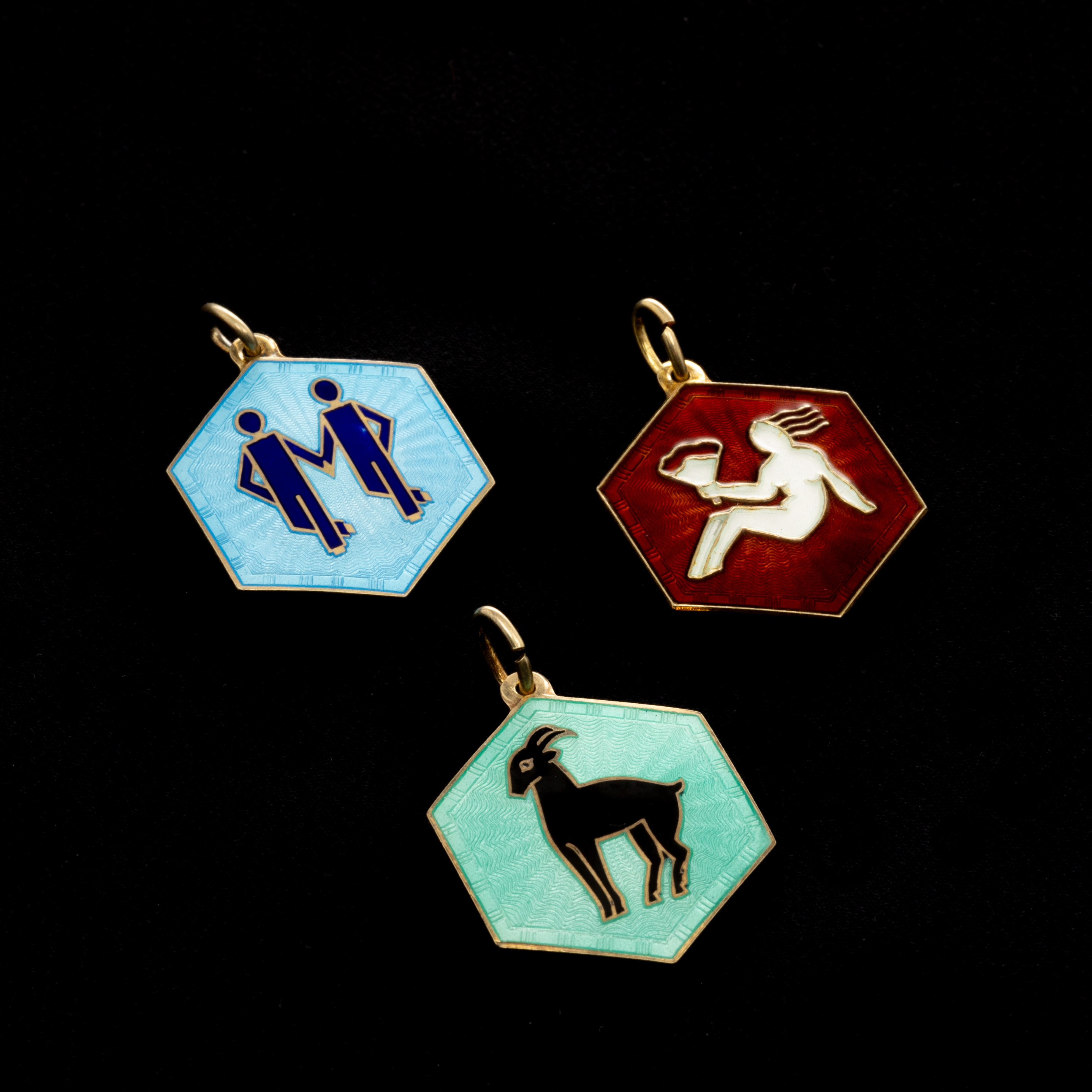 HÄNGEN, 3 st, Förgyllt sterlingsilver, David Andersen, Norge.