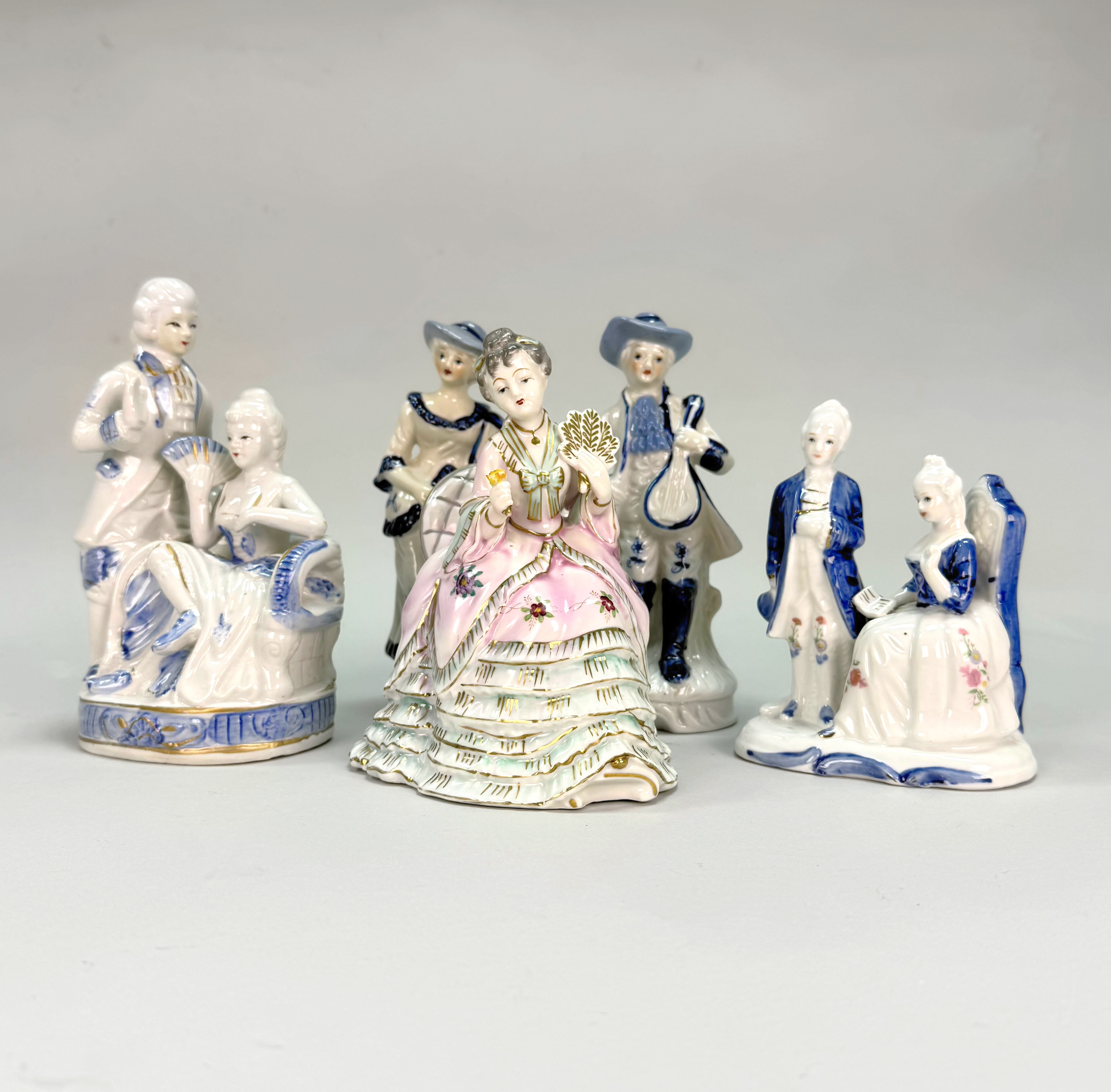 FIGURINER - 5st rokoko stil , 1900-talets senare hälft.