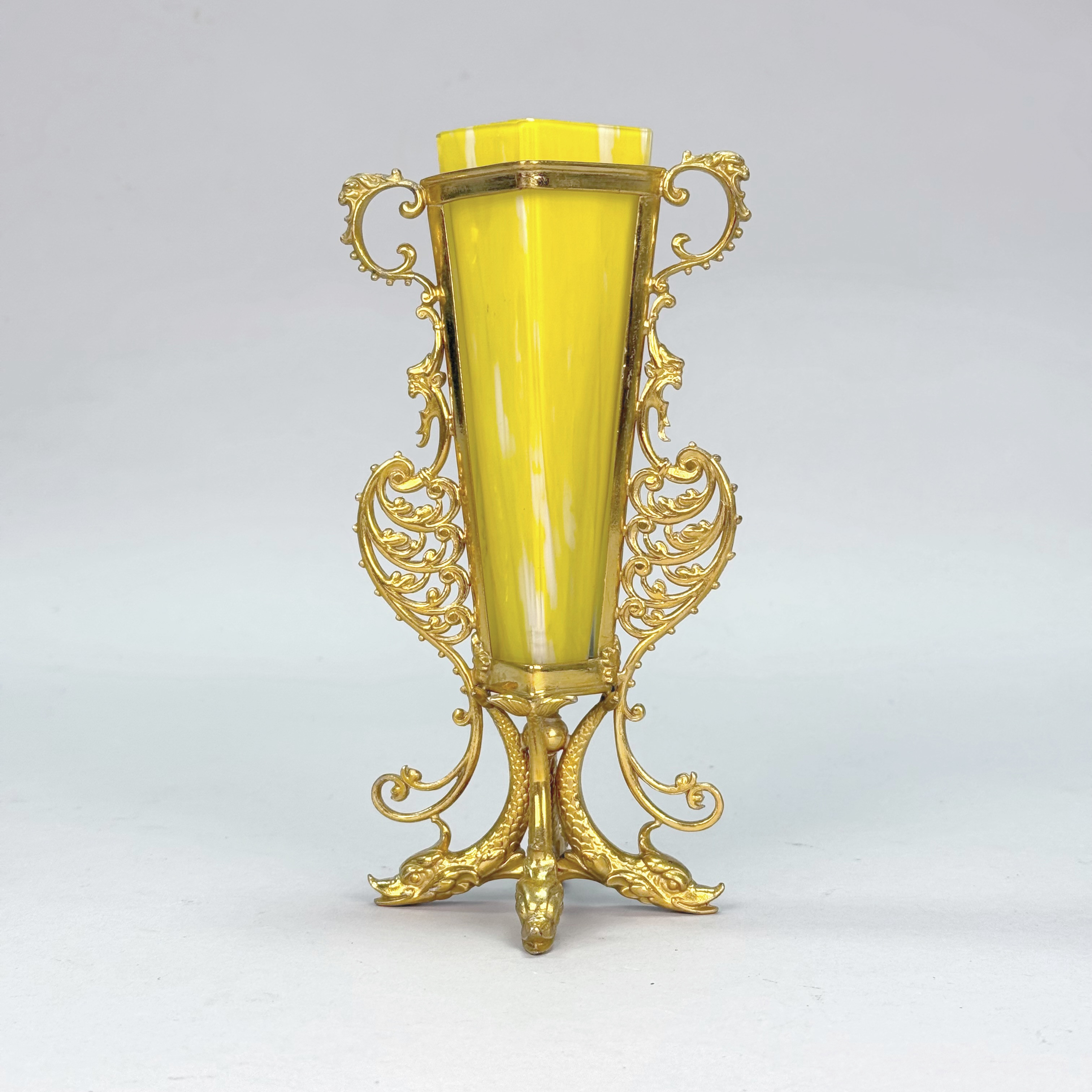 VAS - Glas & Mässing.