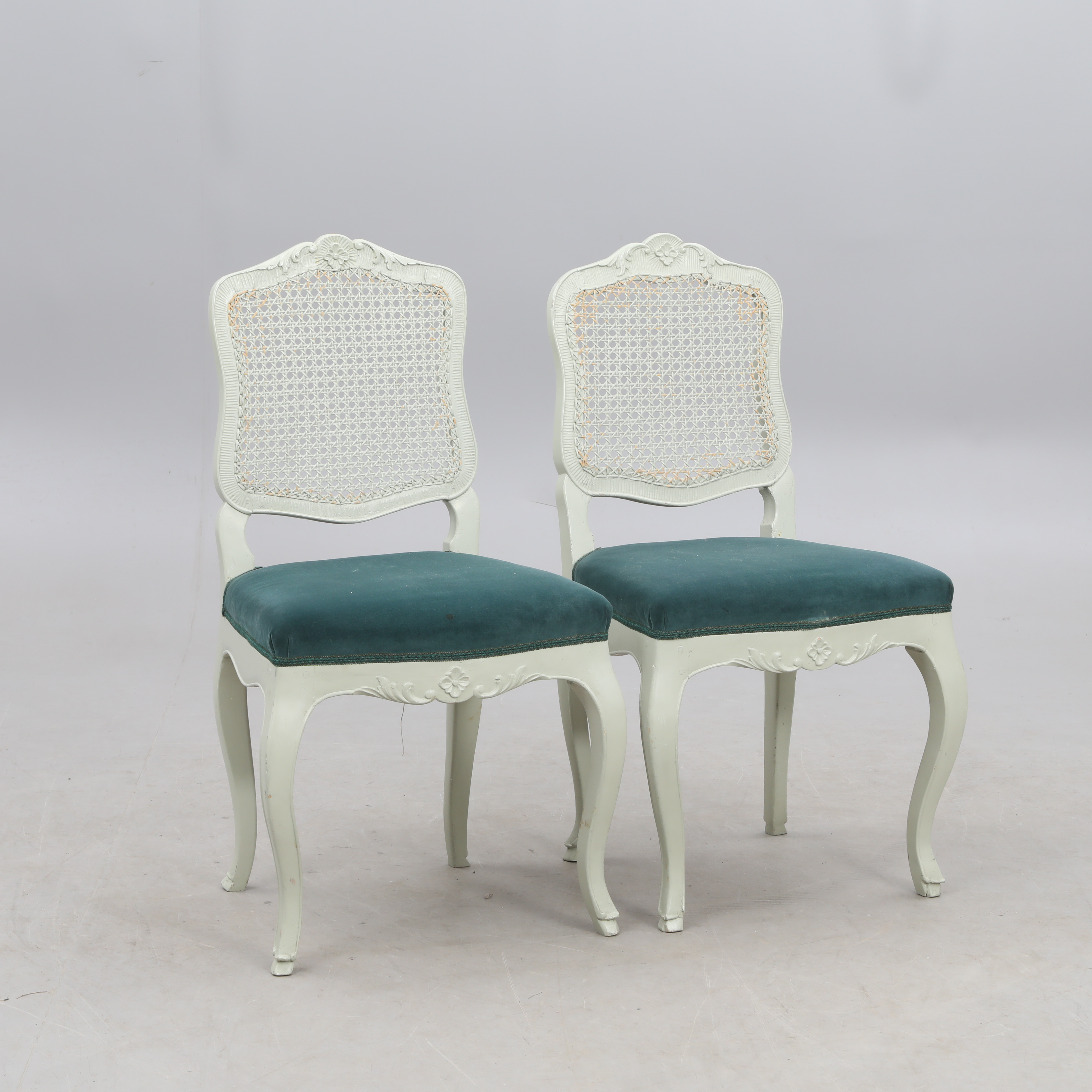 STOLAR, ett par Fransk rokoko 1700/1800 tal.