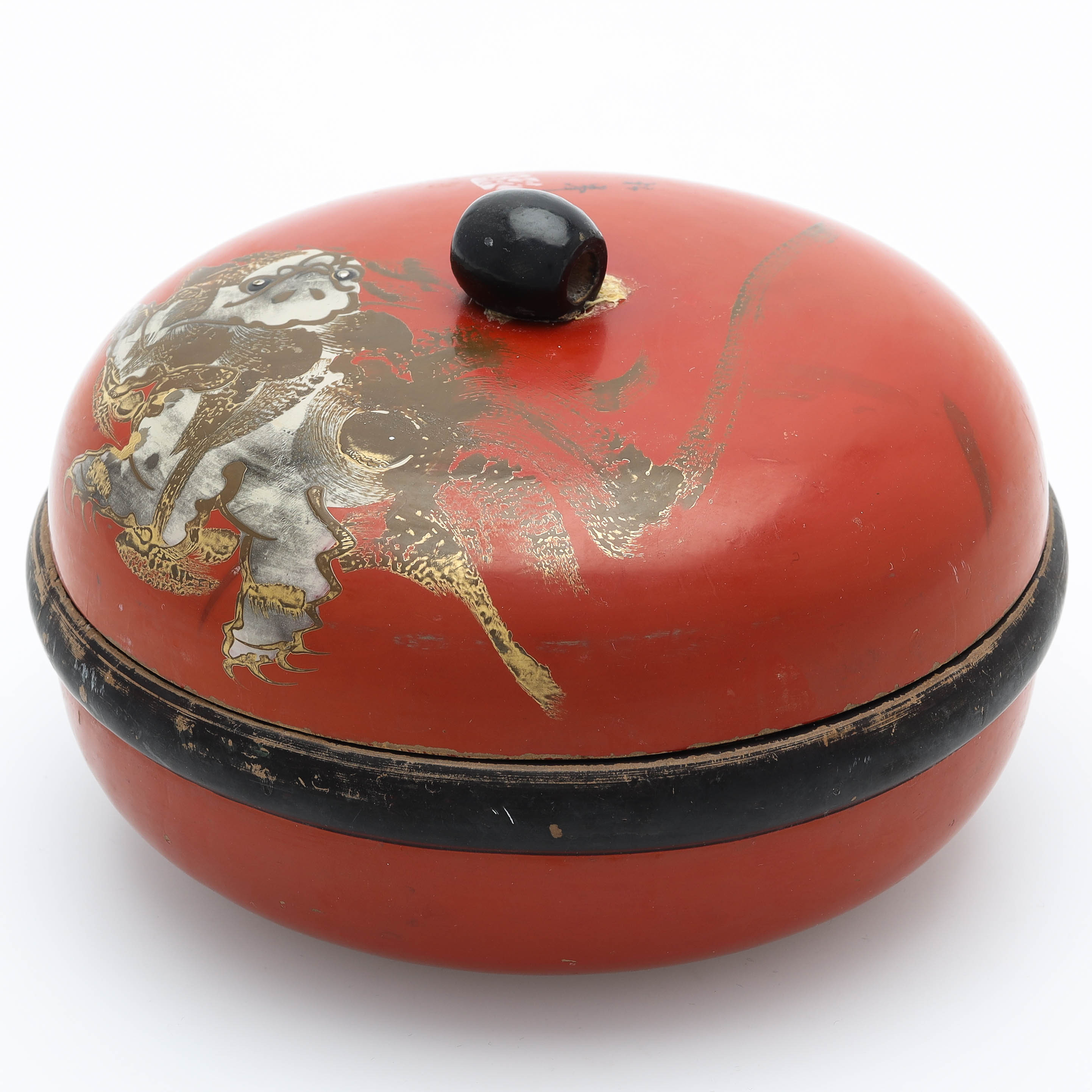 LOCKBURK, bemålat trä, motiv av drake, orientalisk, 1800/1900-tal.