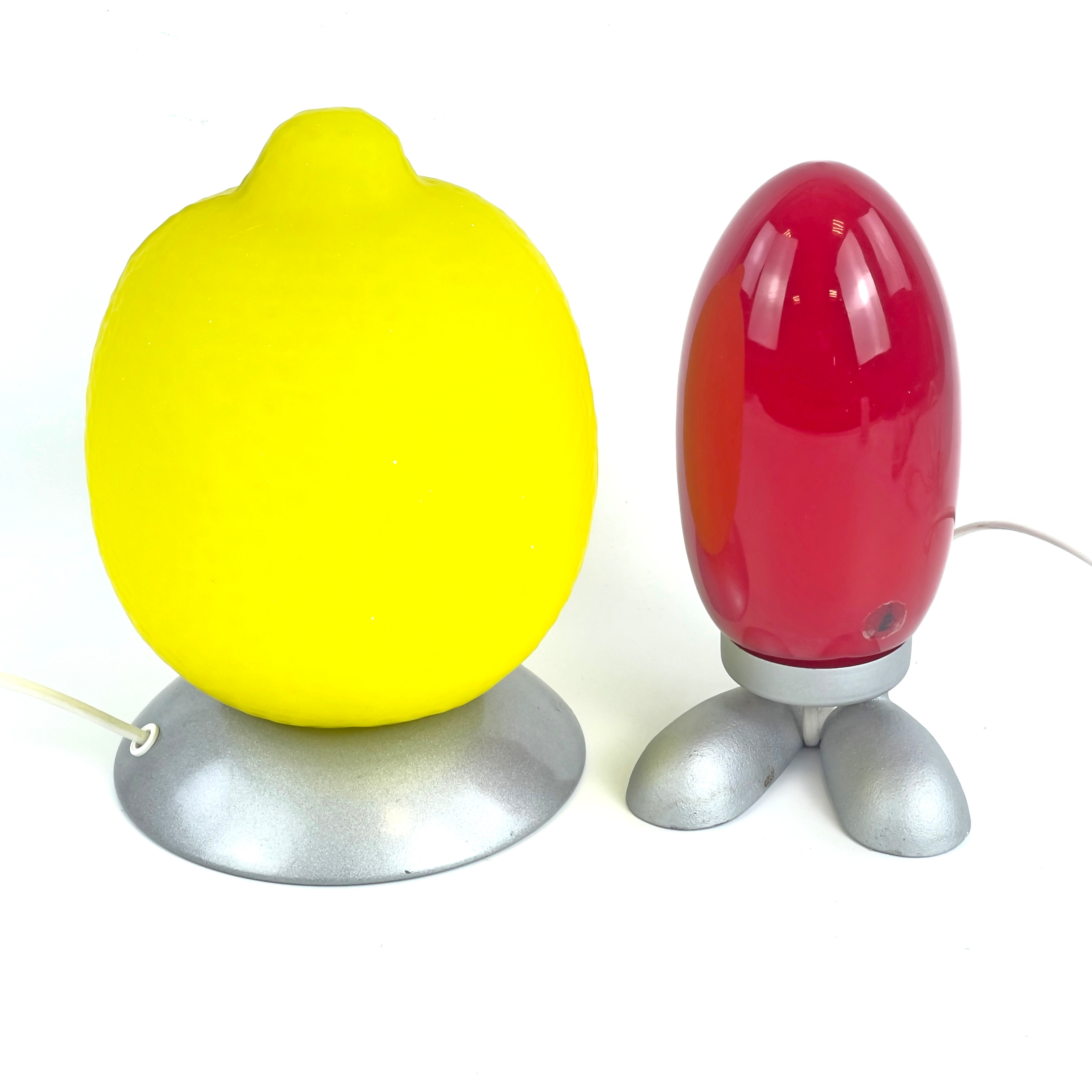 BORDSLAMPOR, 2 st. "Lemon Lamp" & "Dino Egg", glas/metall, IKEA, 1990-tal.