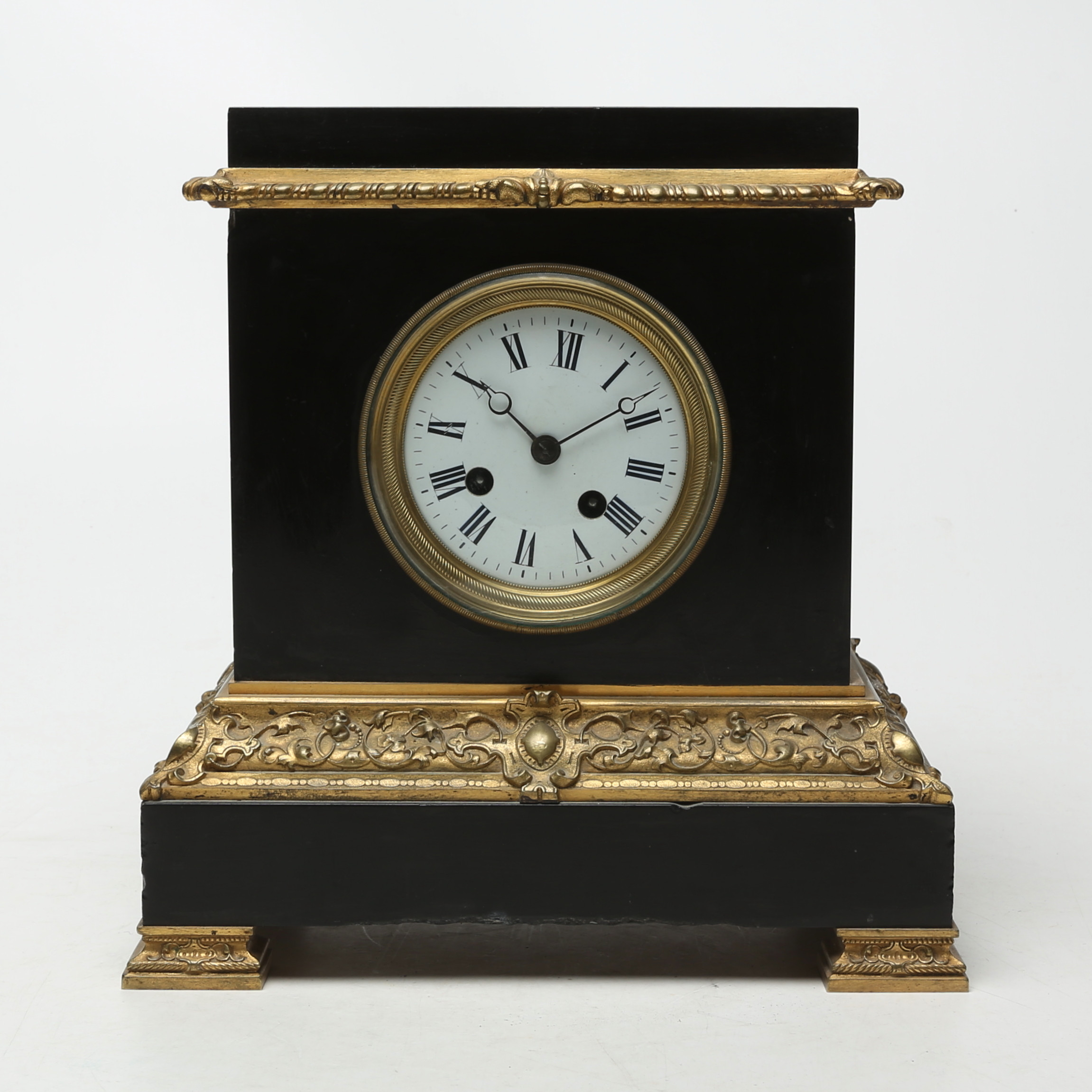 BORDSUR, sten/metall, sannolikt 1800-tal.