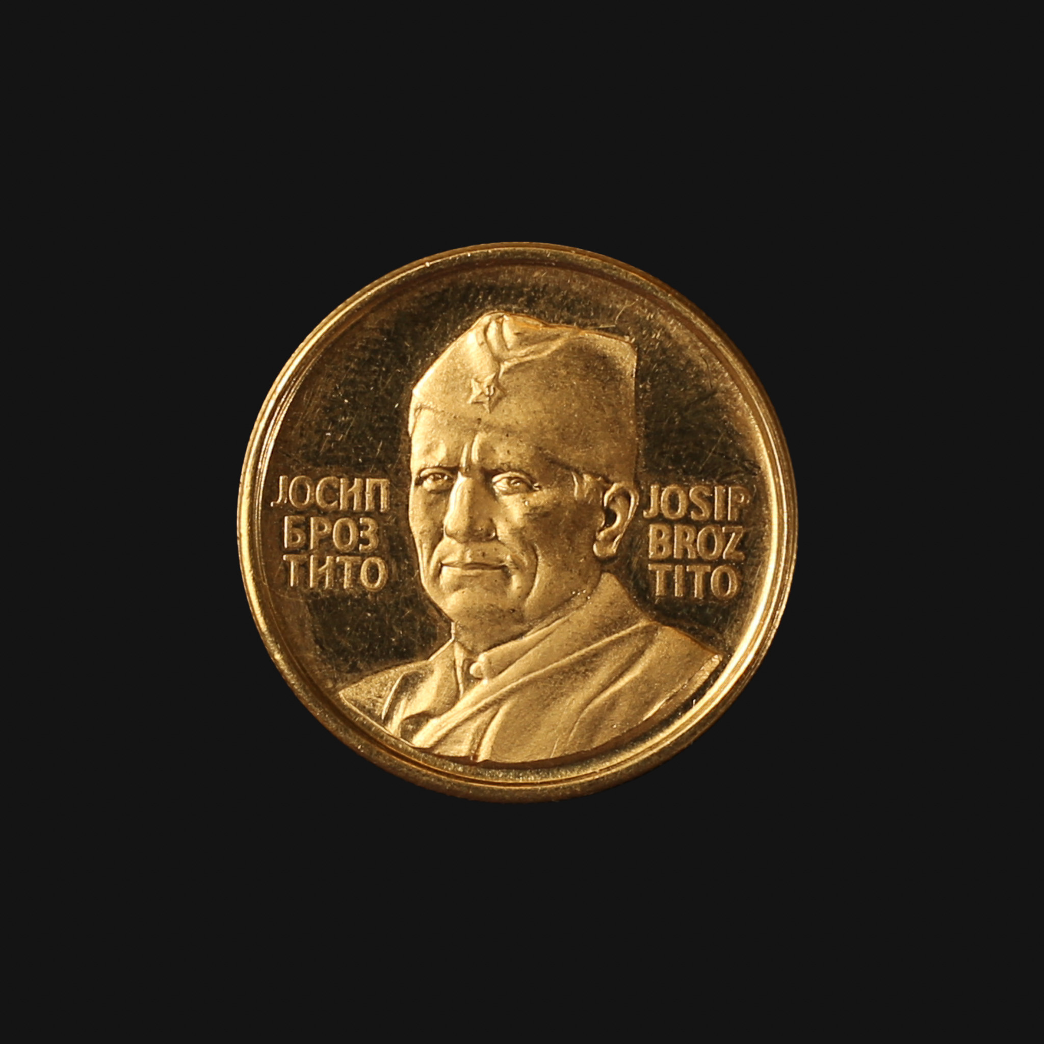 GULDMINNESMYNT, JUGOSLAVIEN, Josip Broz Tito, guld 21,6 K, Jajce, Bosnien 1943-1973. Totalvikt ca. 7,9 gram.