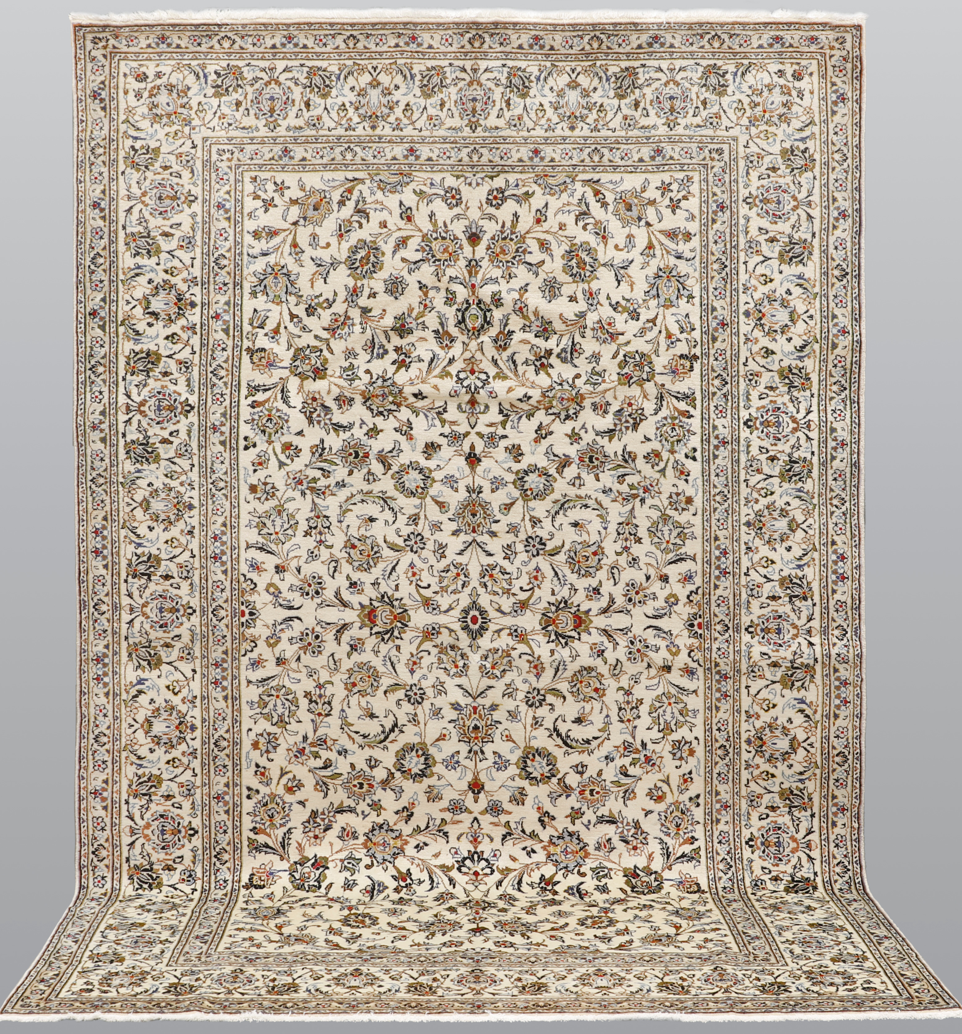 ORIENTMATTA. Ljus Keshan fine, 314 x 199 cm.