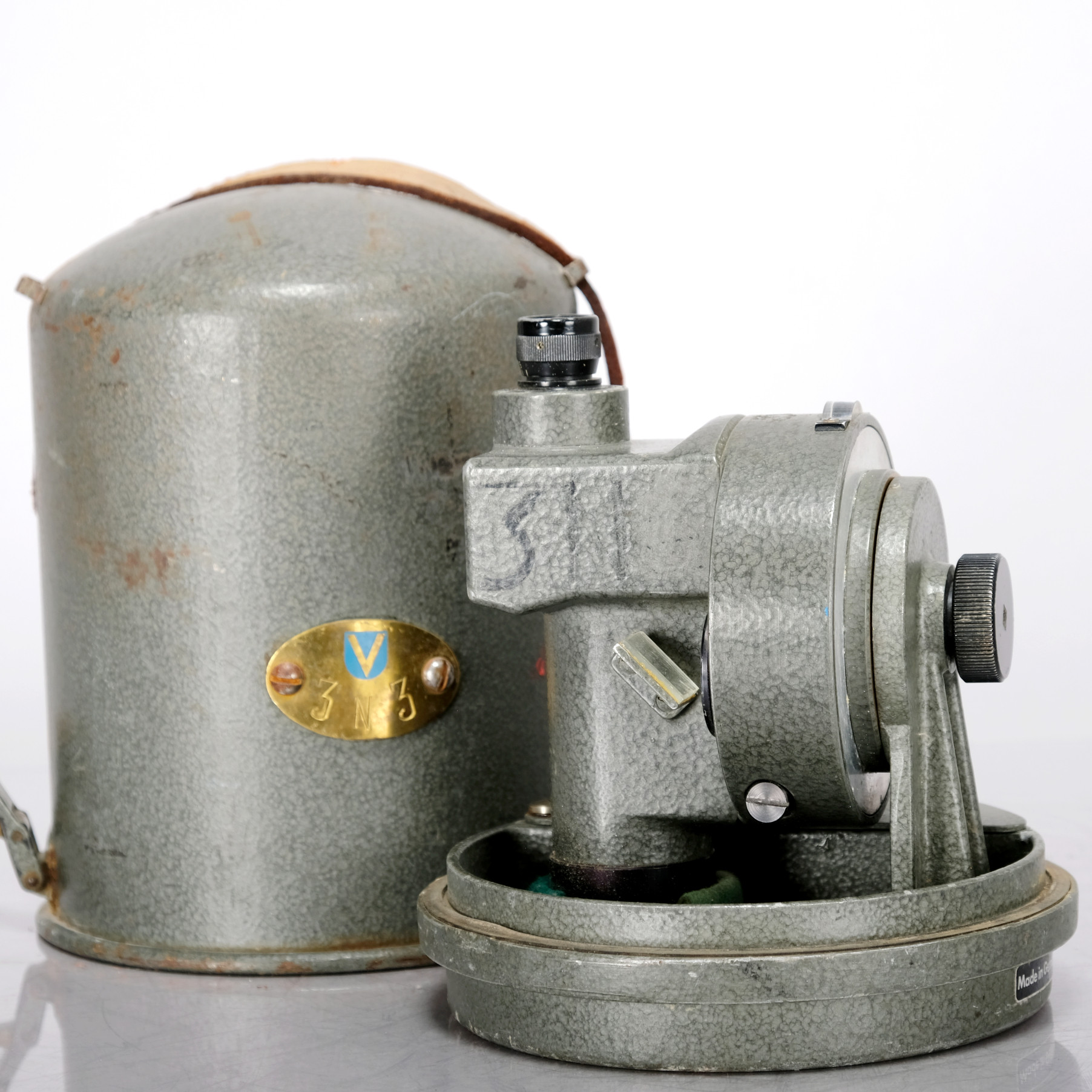 ERTEL BNA. Optiskt vattenpass, Tyskland 1900-tal.