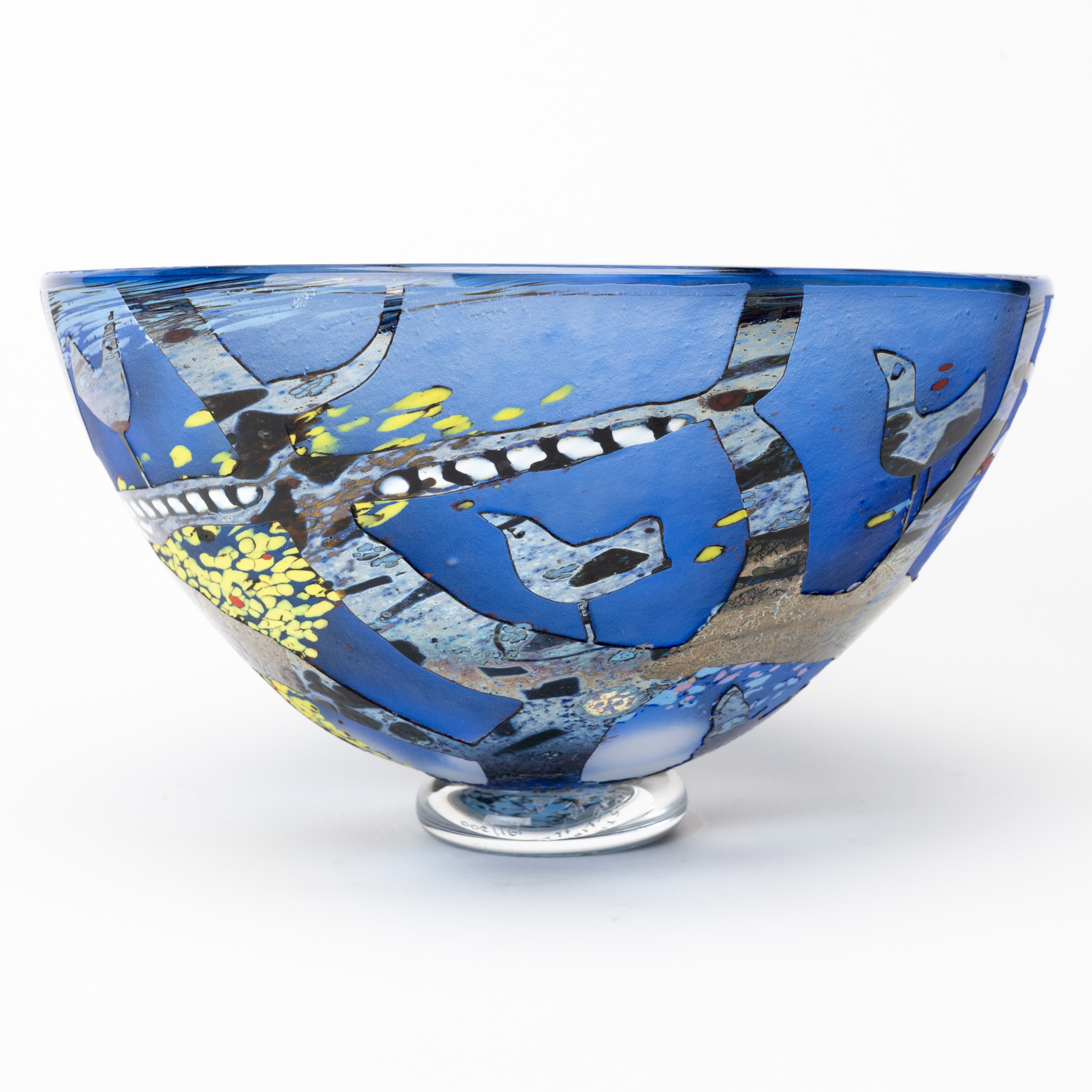 BERTIL VALLIEN. Skål, glas, Atelier, signerad och daterad, Kosta Boda, -92.