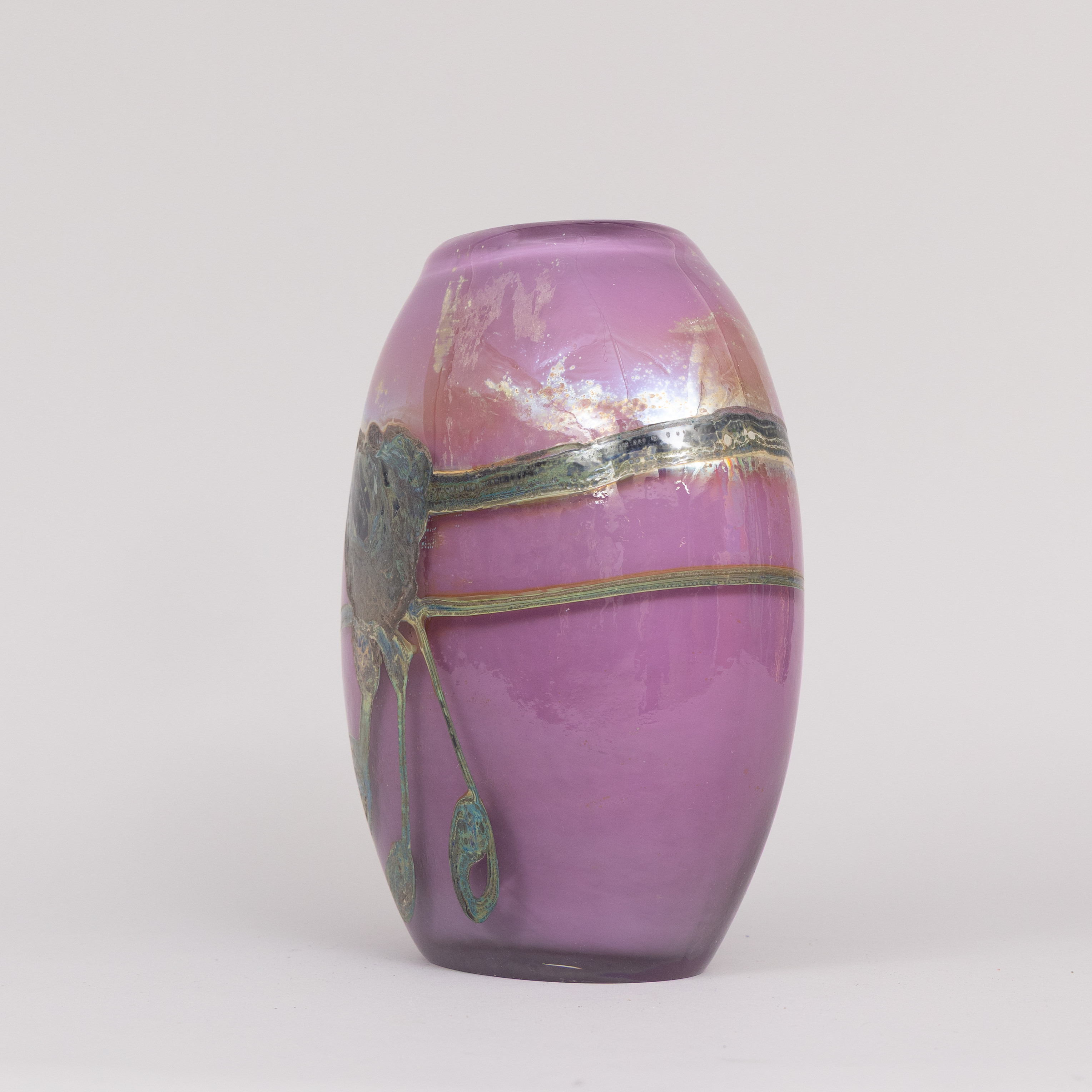 SAMUEL HERMAN (MEXICO/STORBRITANNIEN, 1936-2020). Vas, konstglas för Val St Lambert signerad SJH.