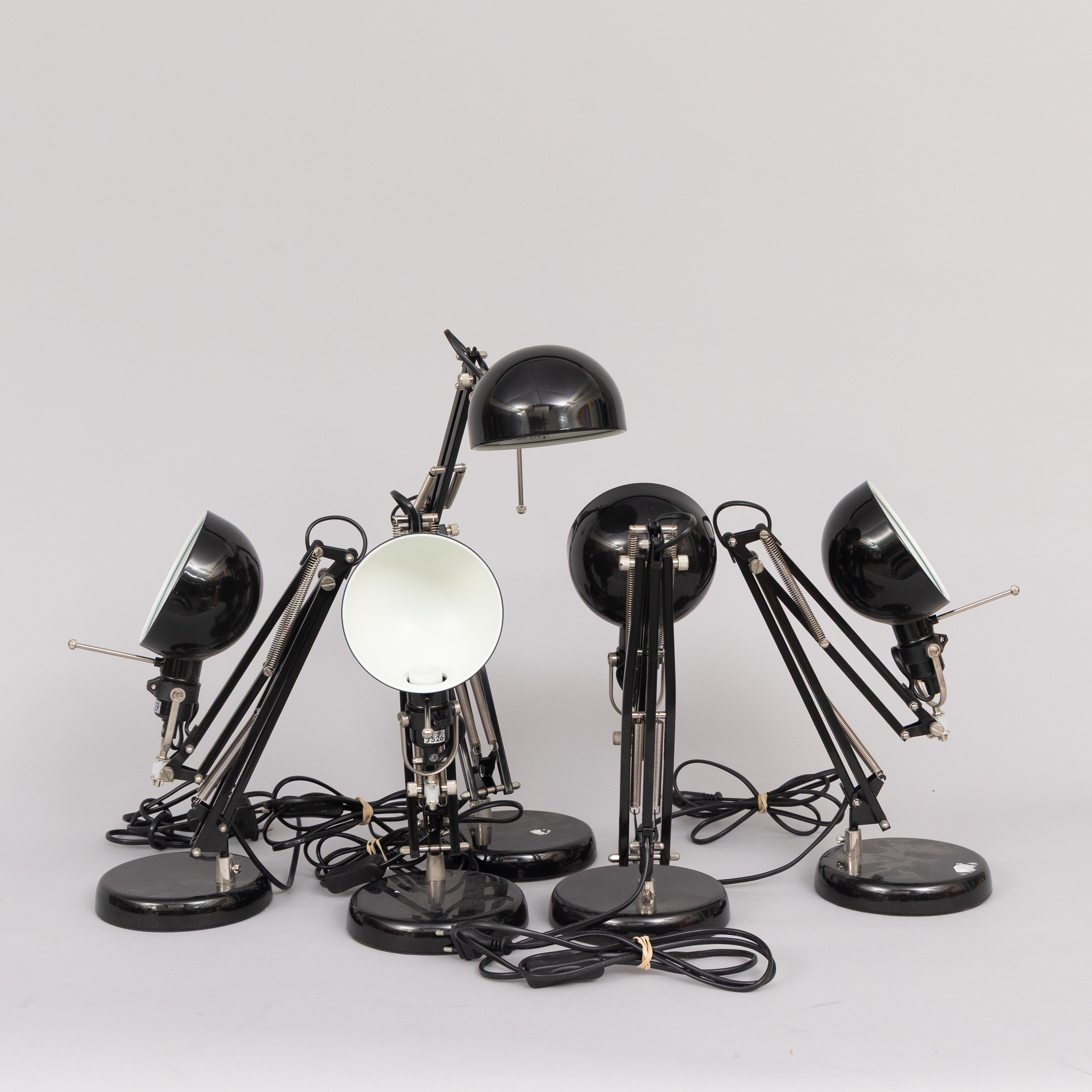 SKRIVBORDSLAMPOR, 5 st, 'Forså', lackad metall, IKEA, nyare tillverkning.