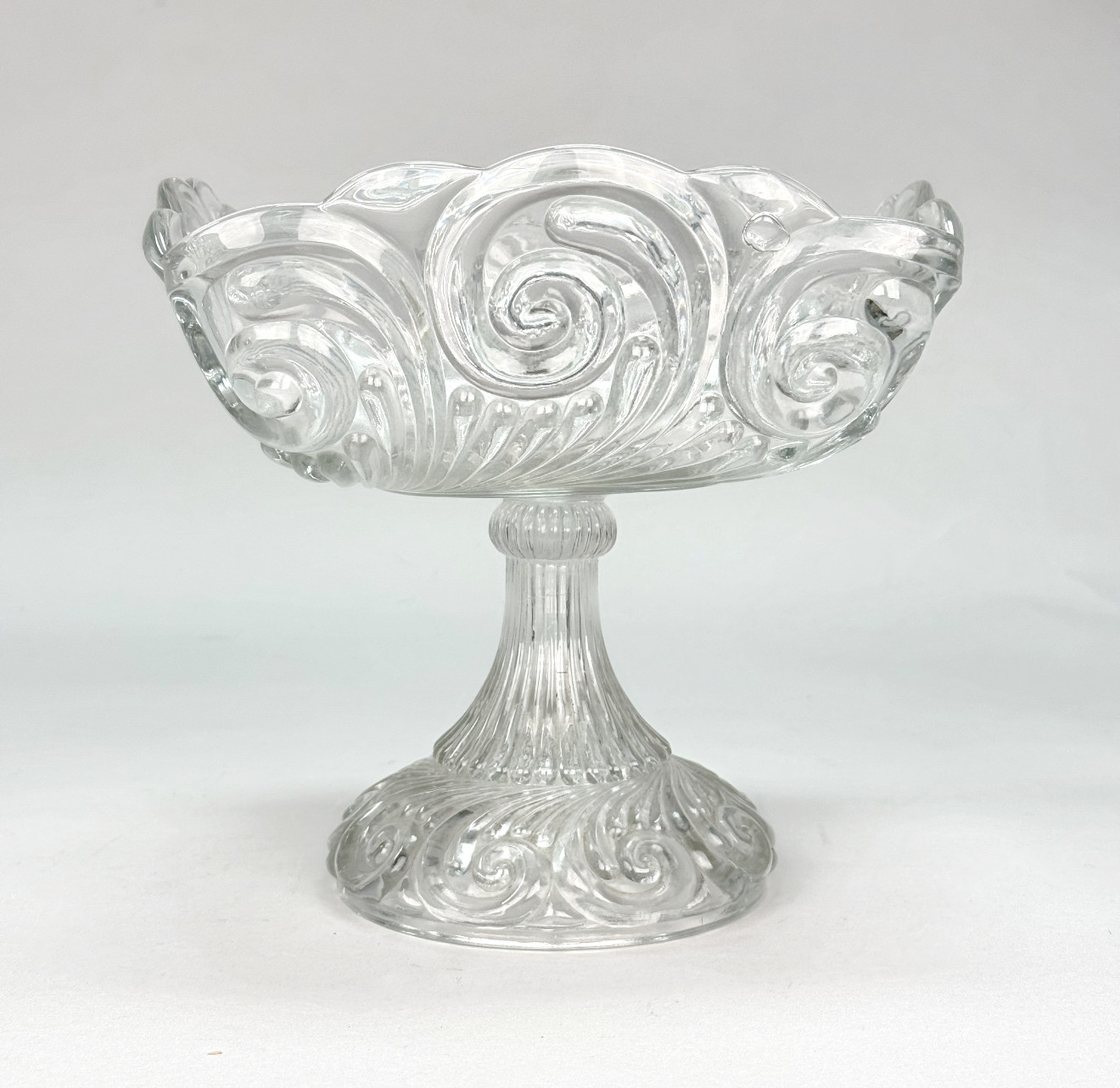 SKÅL PÅ FOT - pressglas, Gryts glasbruk, omkring 1900.