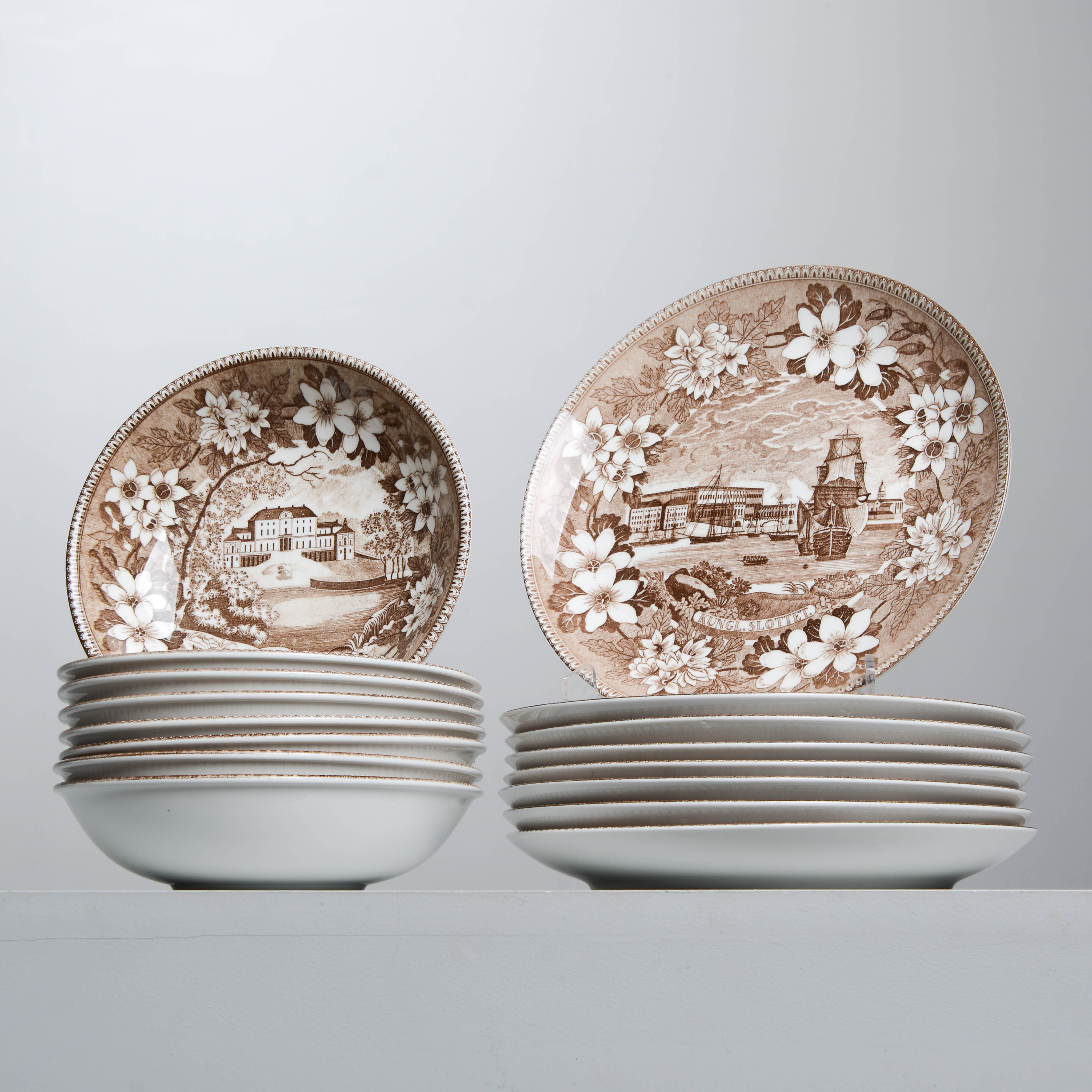 TALLRIKAR, 8+8, "Kungliga Slott", Gustavsberg, 1975-1979.