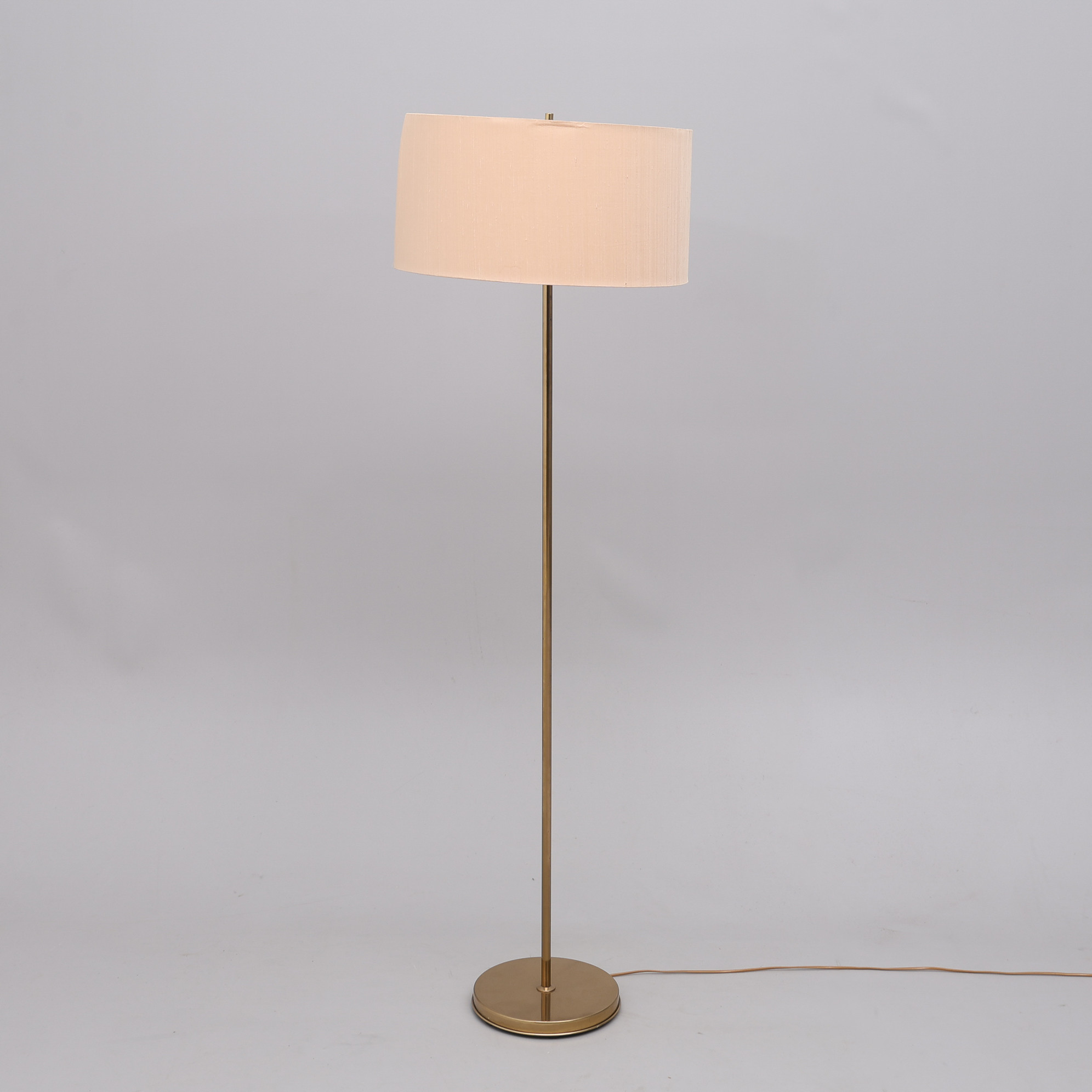 GOLVLAMPA, MODELL G-014, BERGBOMS, 1900-TALETS ANDRA HÄLFT.