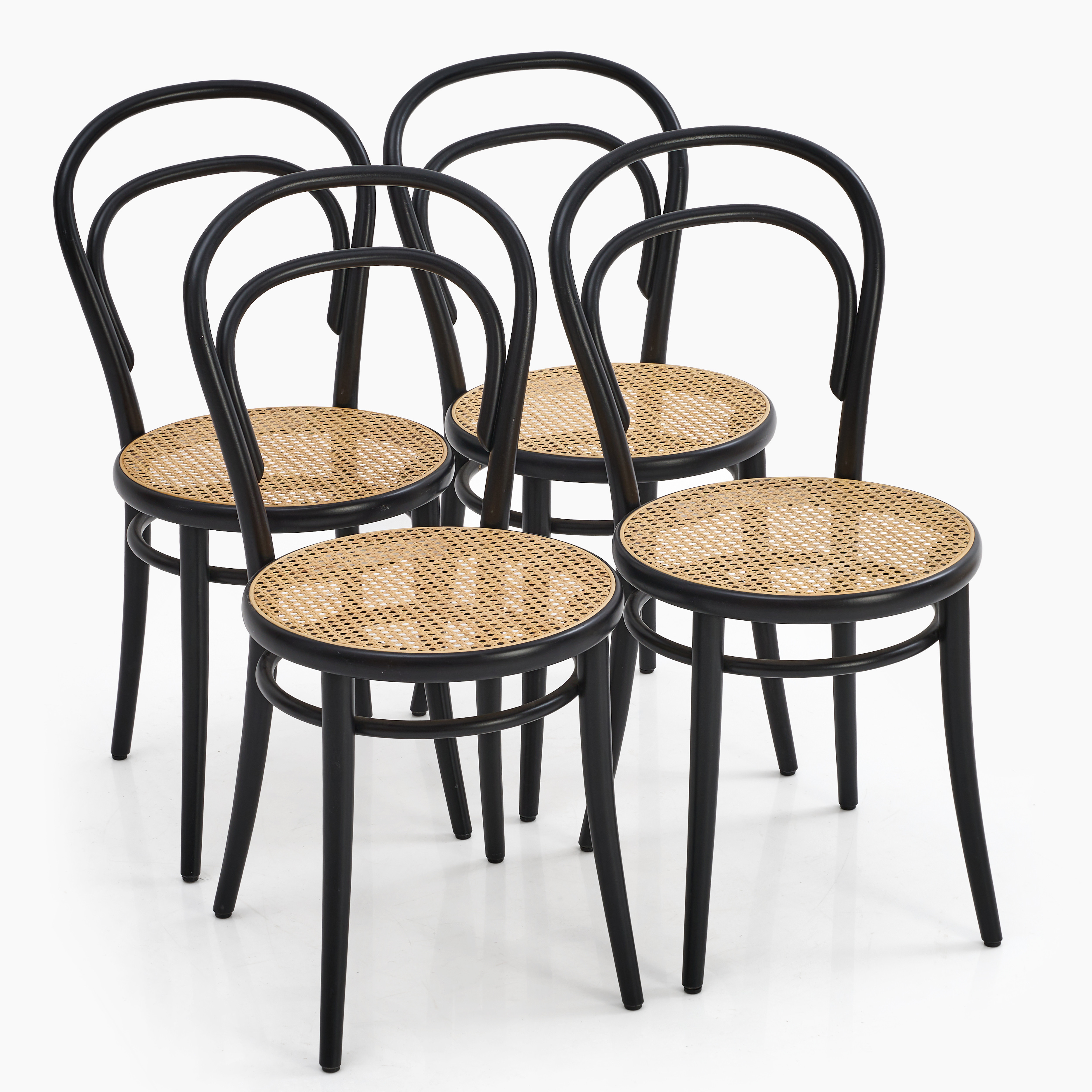 MICHAEL THONET. Stolar, 4 st, "Ton 14", samtida, TON, etikettmärkta, svartlackerad bok med sitsar i flätad rotting.