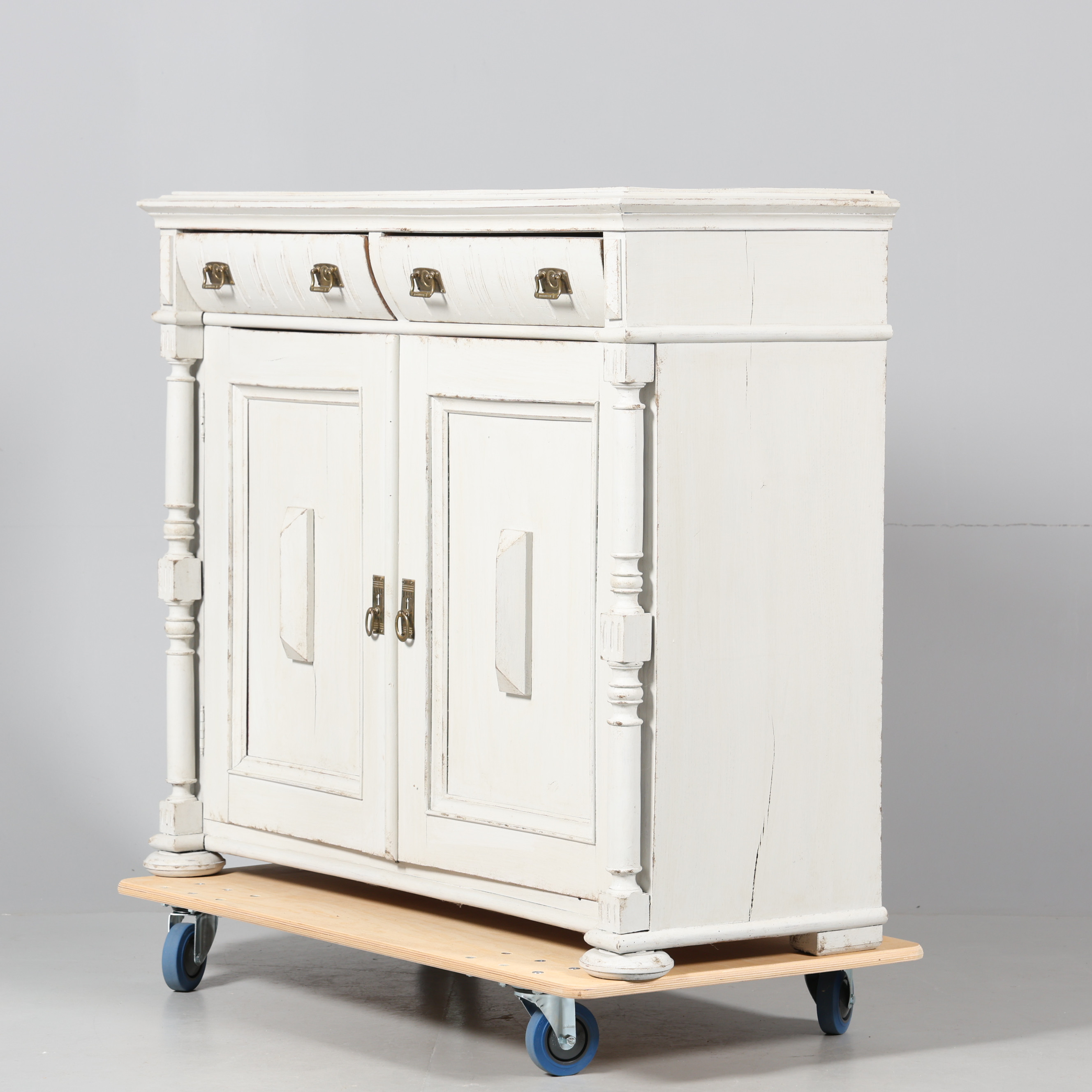 SKÄNK, empire, 1800-tal, bemålad.