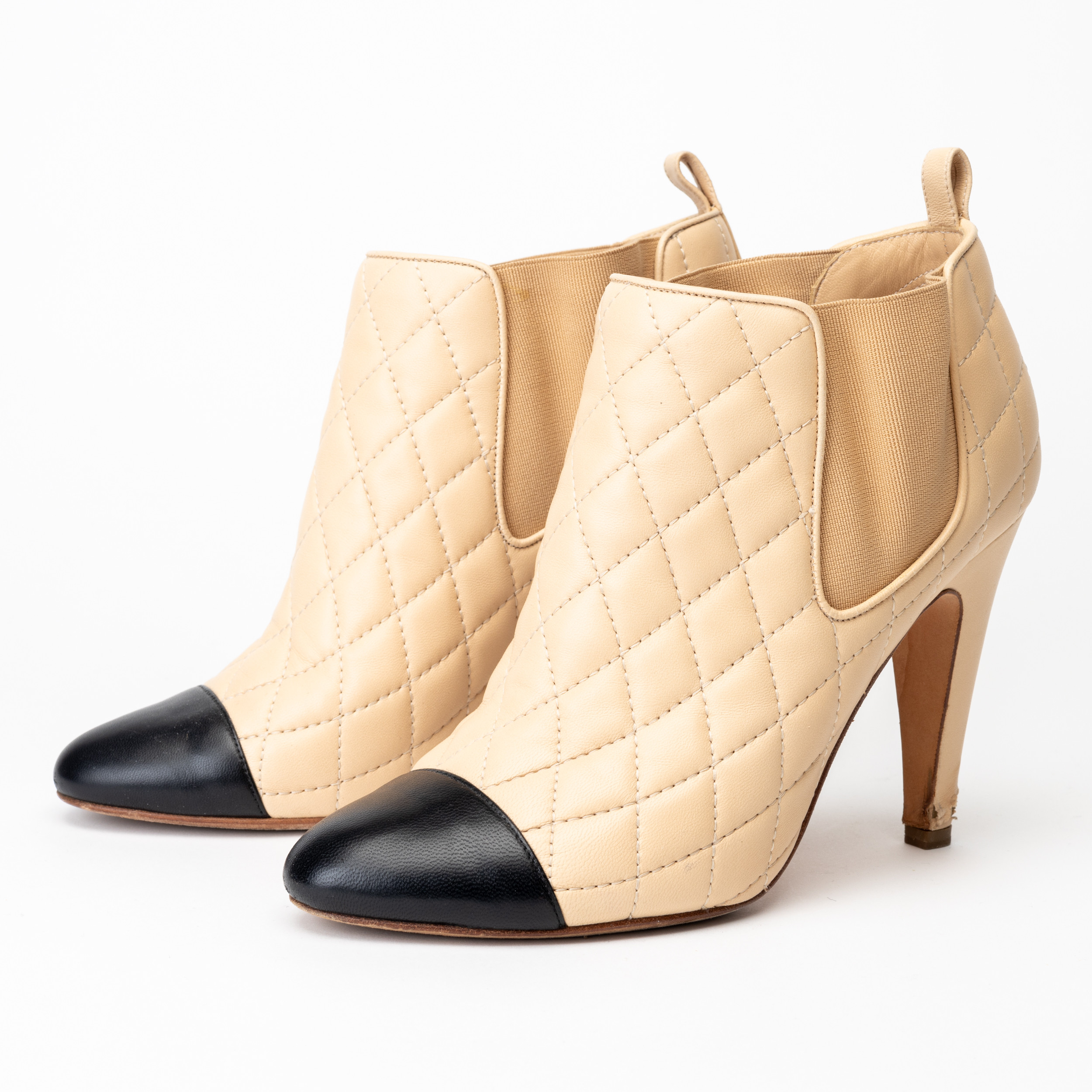 CHANEL, stövletter, storlek 38C.