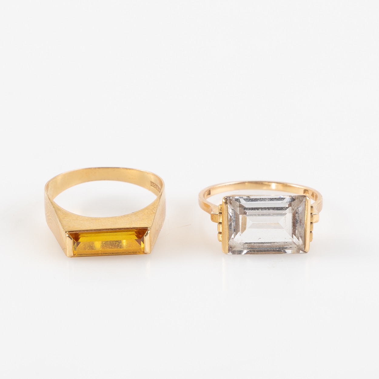 RINGAR, 2 st, 18K guld.