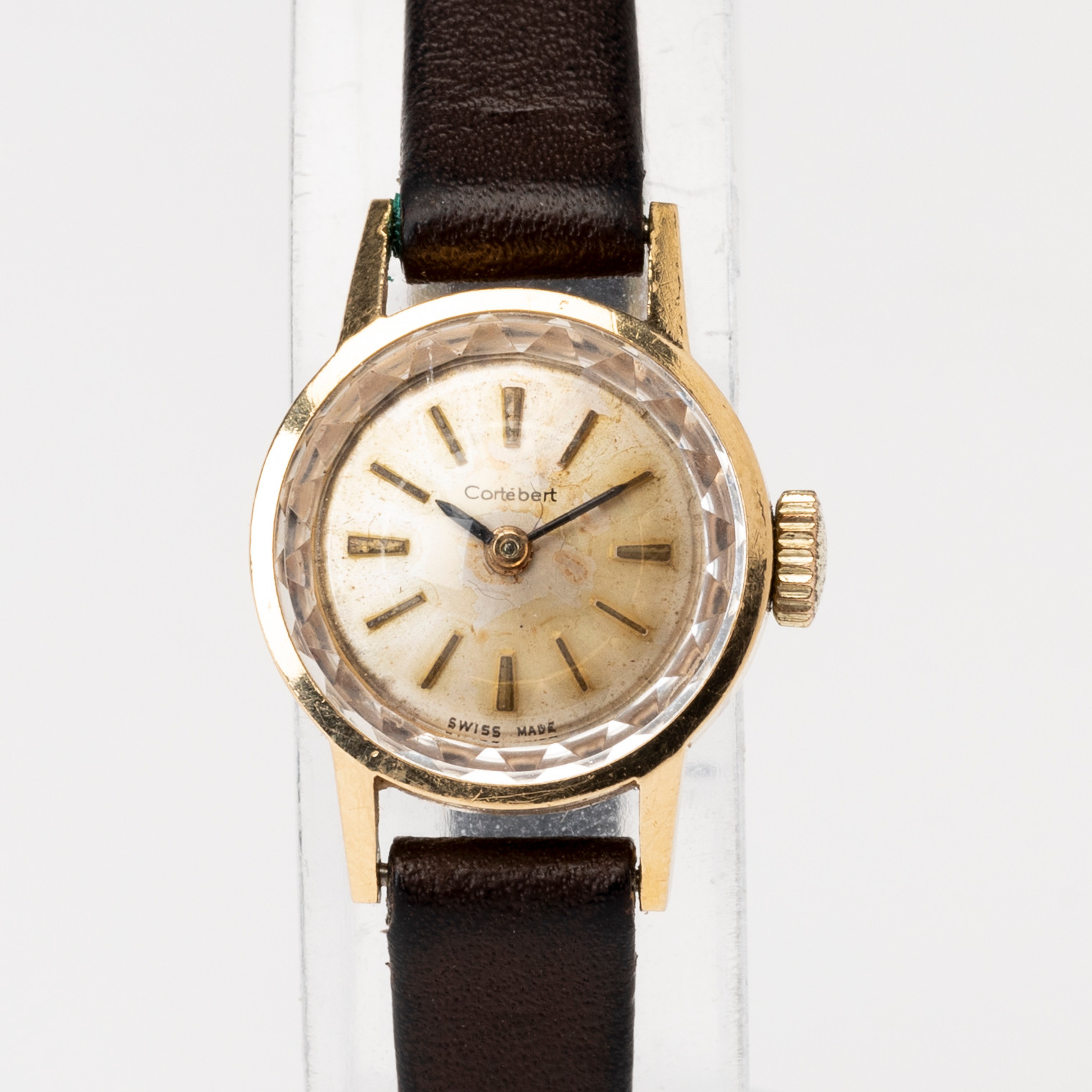 CORTÉBERT. Armbandsur, guld, 18K, Schweiz, manuell.