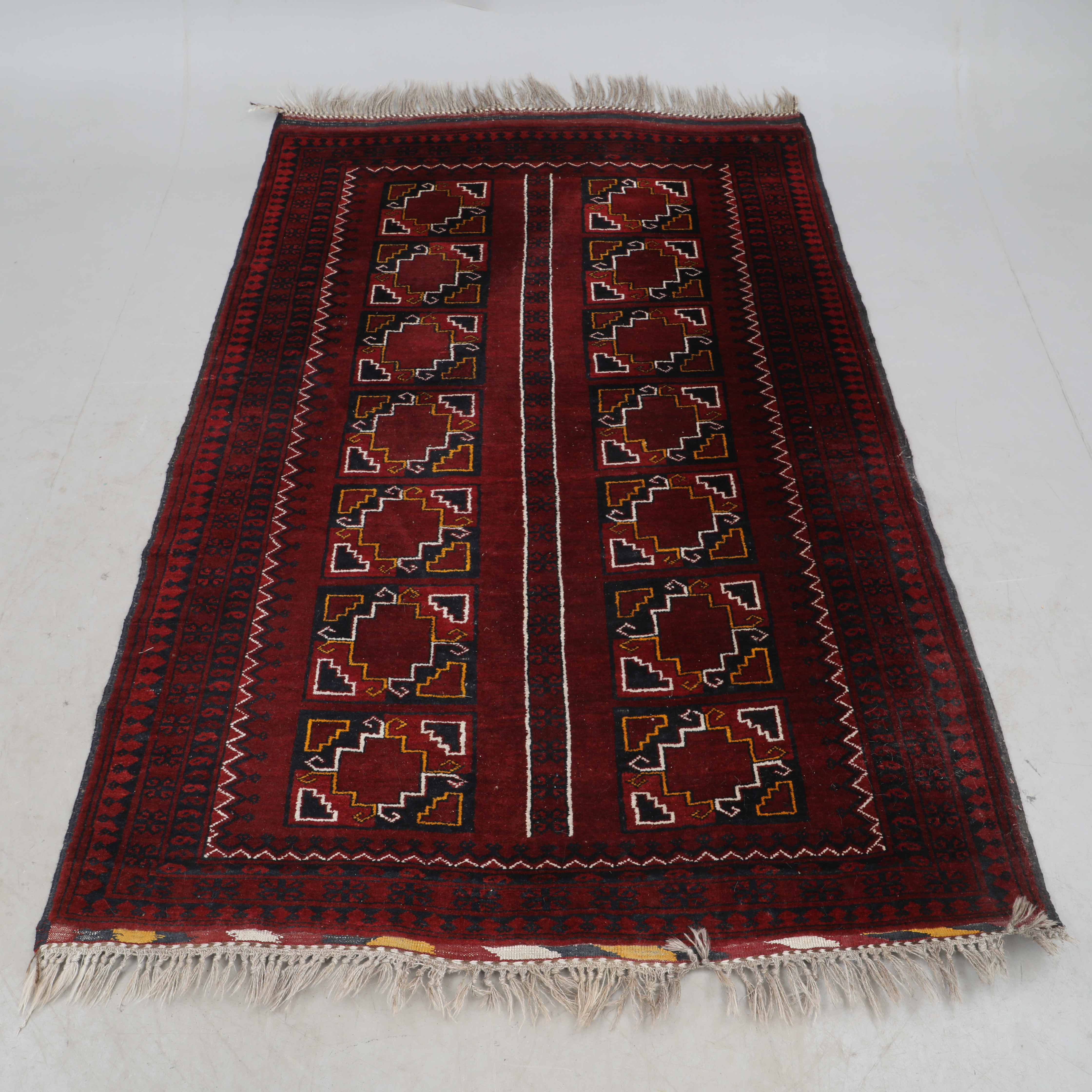 Matta, äkta handknuten Afghan, ca 140 cm x ca 221.