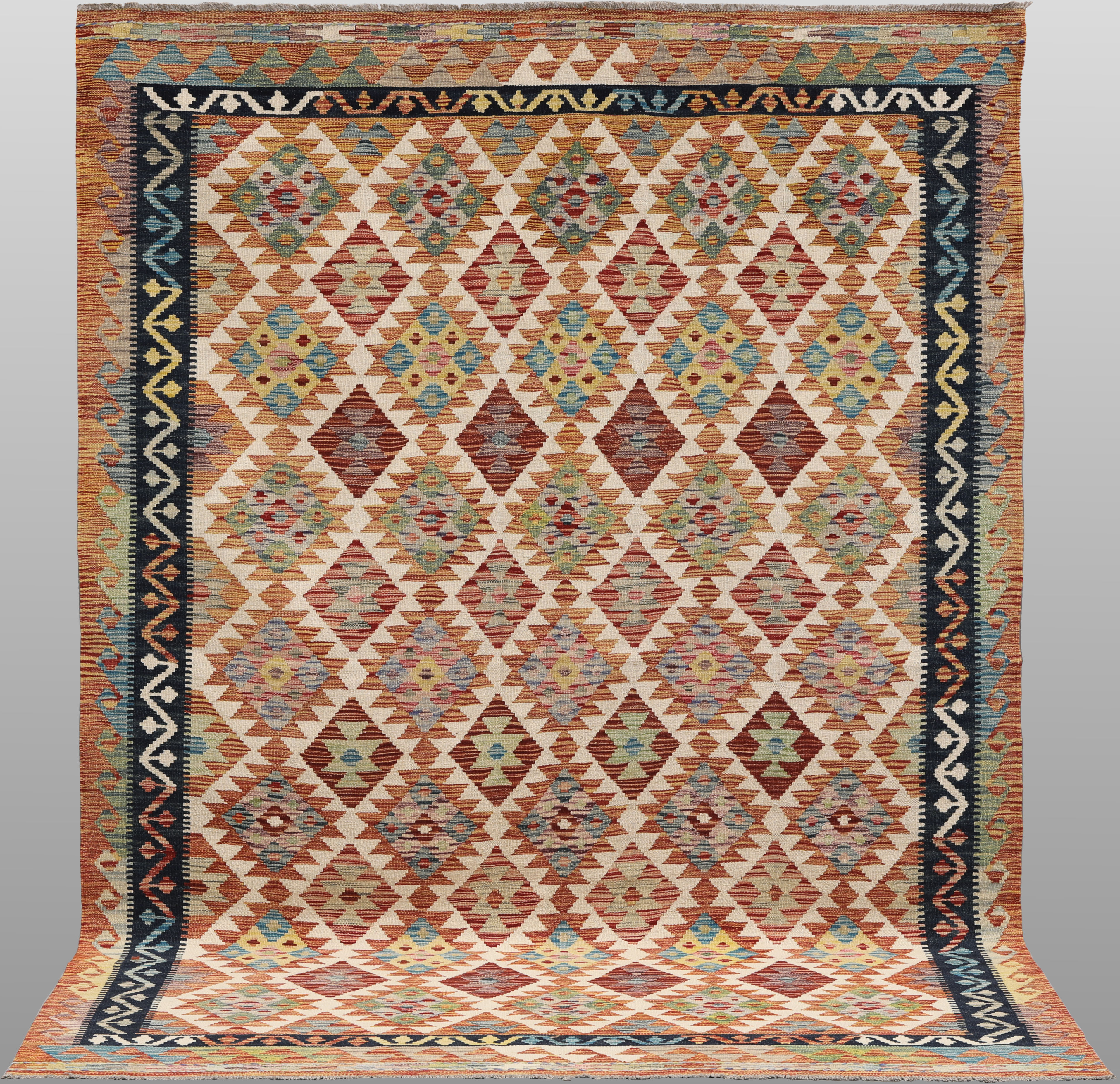 ORIENTMATTA. Kelim klassisk design, 255 x 171 cm.