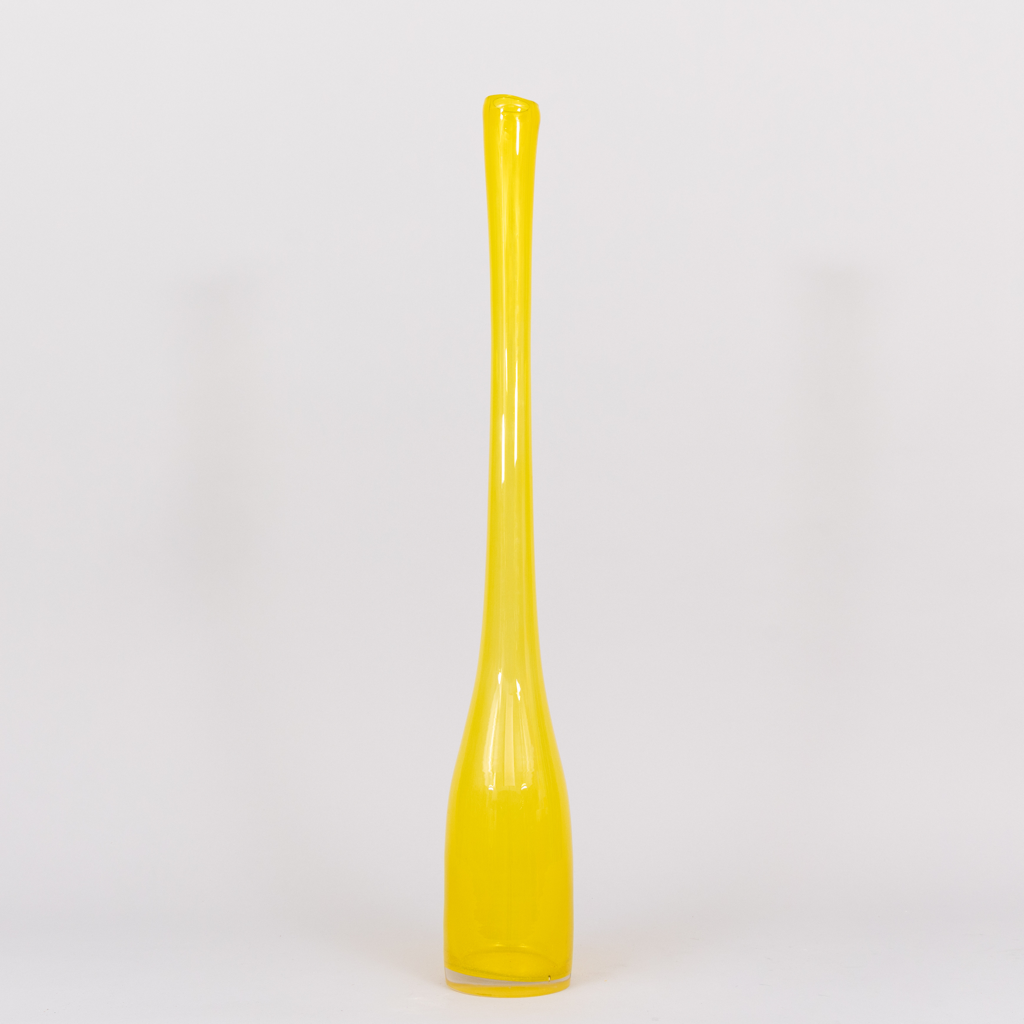 HEMPHREY. Vas, gultonat glas, omärkt.