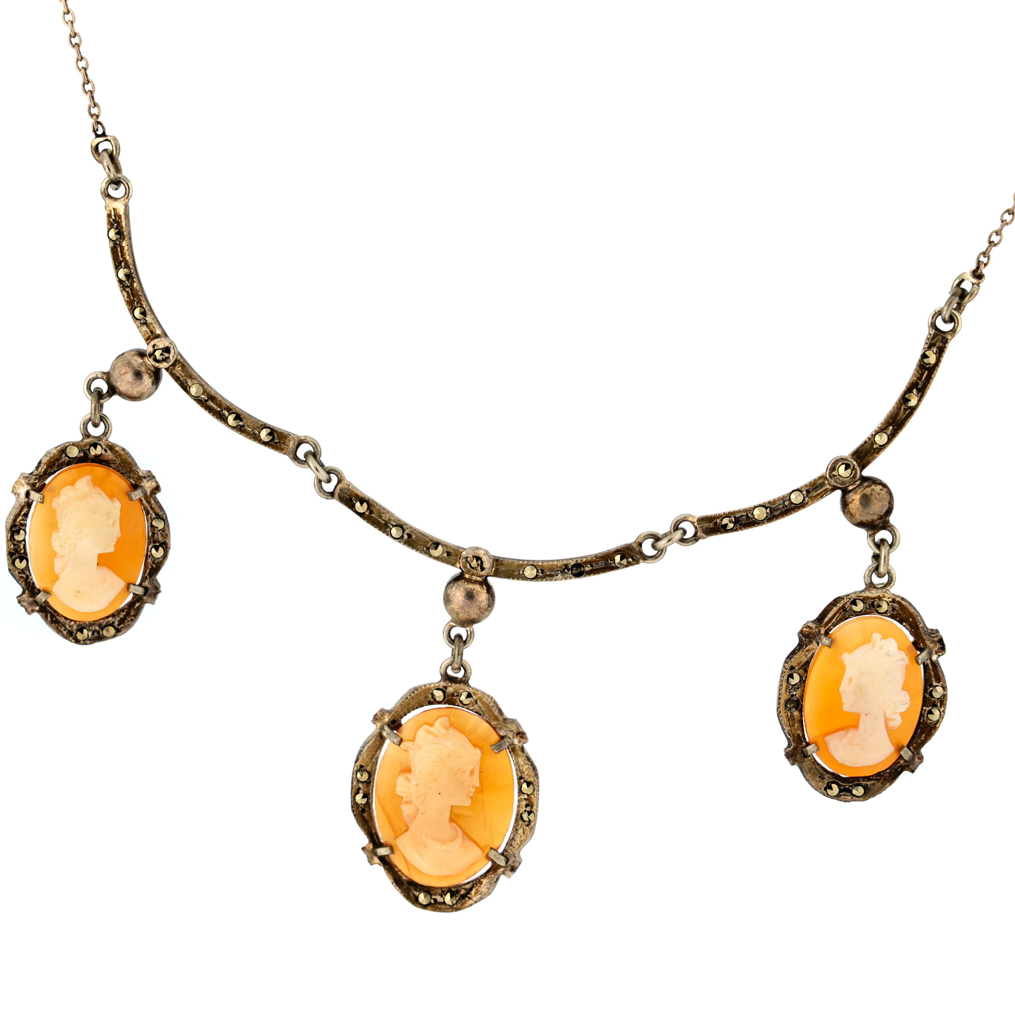 HALSBAND MED CAMÉHÄNGEN, Silver, 1900-tal.