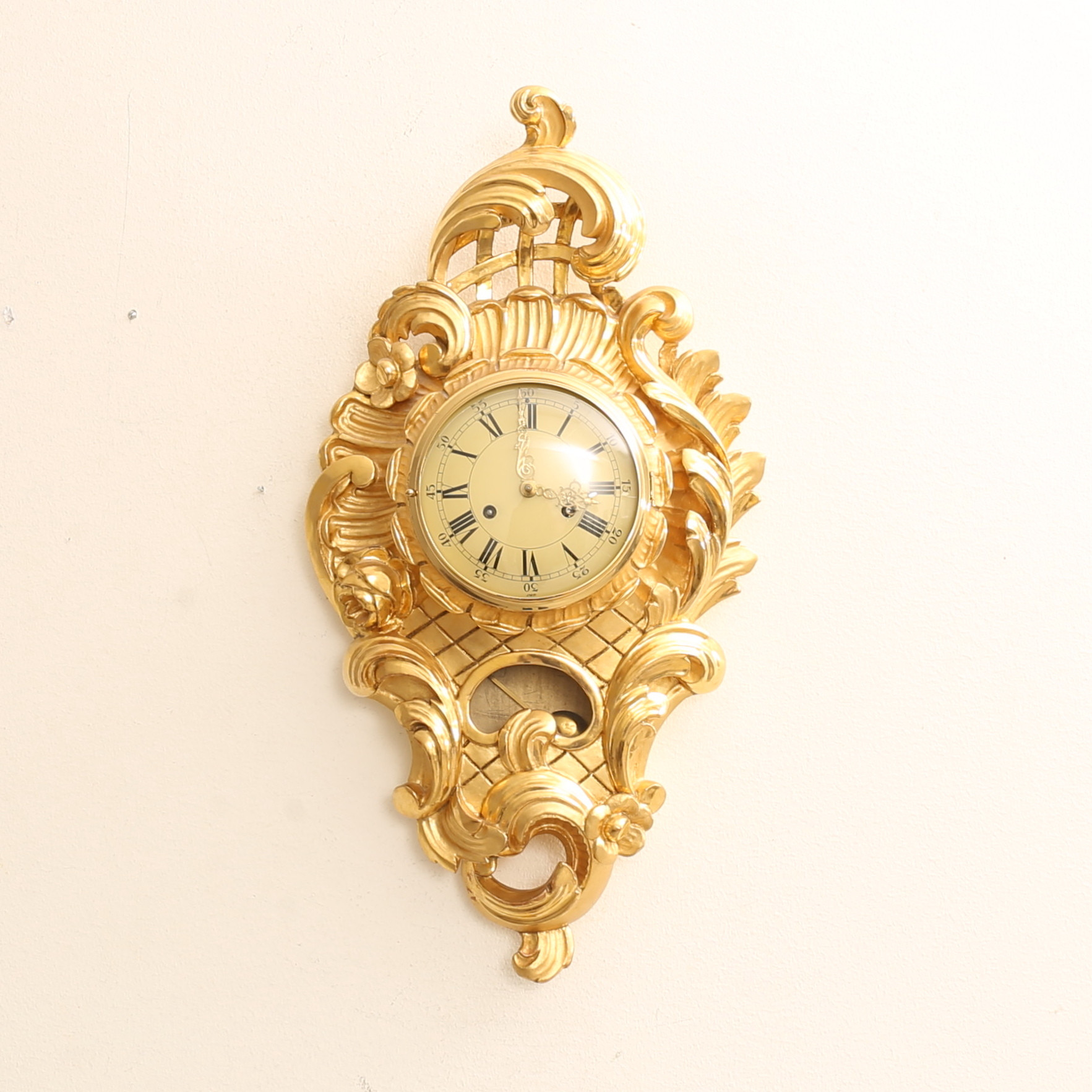 VÄGGPENDYL, förgylld och bronserad, 1900-tal.