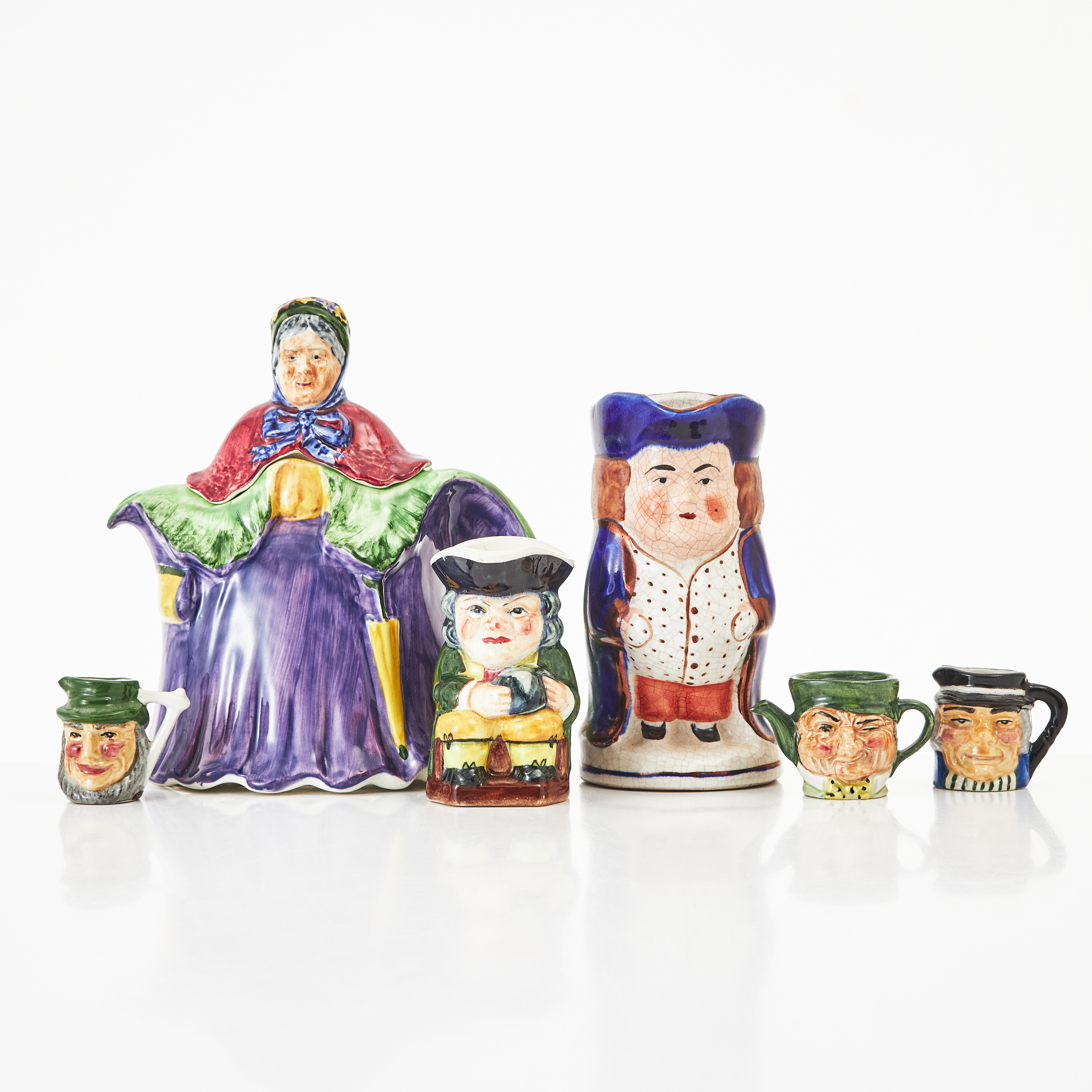 TEKANNA, STOP, MINIATYRSTOP, 6 dlr., flintgods, England, 1900-tal, varierande tillverkare, polykromt bemålade, vissa så kallade Toby Jugs.