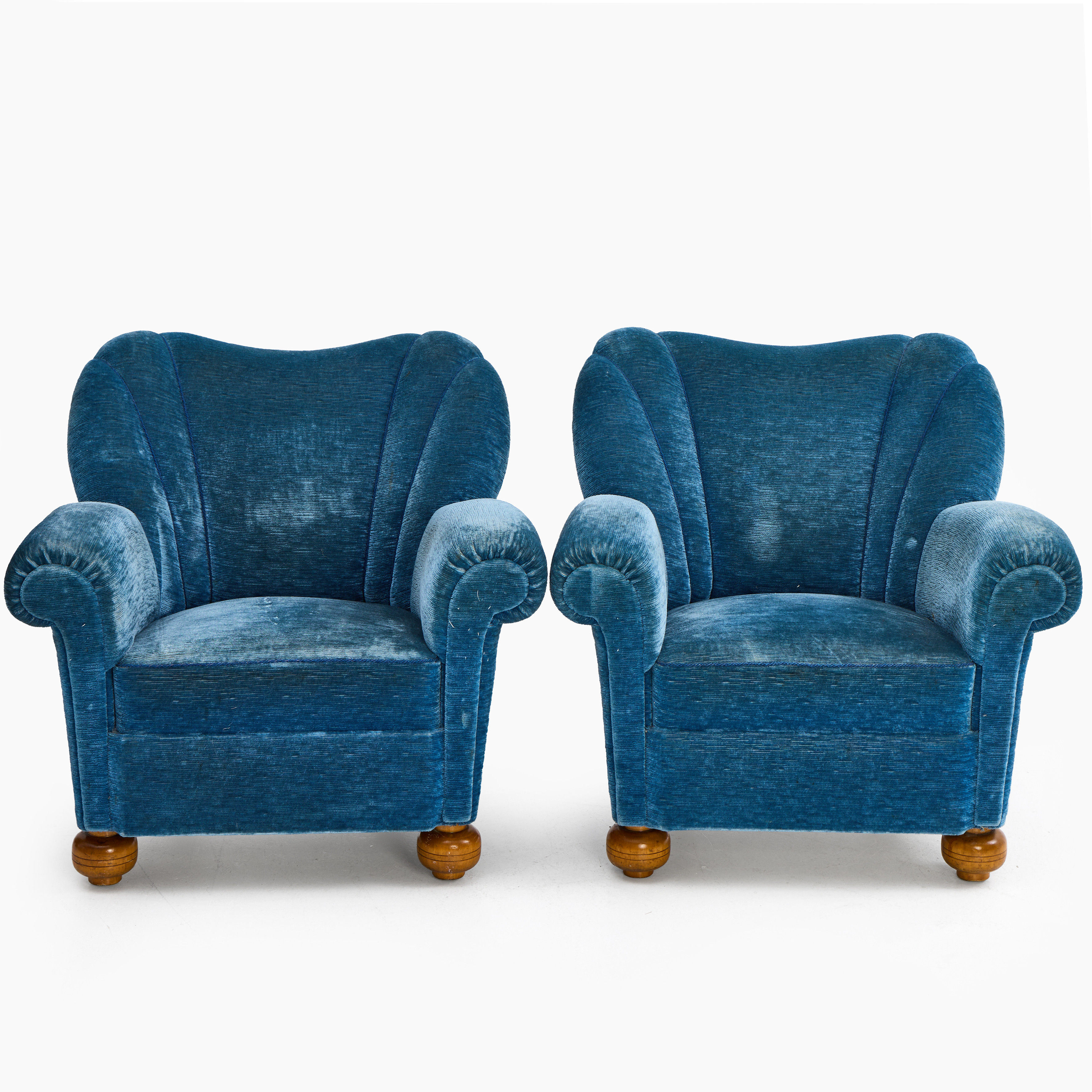 FÅTÖLJER, ett par, Swedish Modern, 1930/40-tal, blå plyschklädsel.