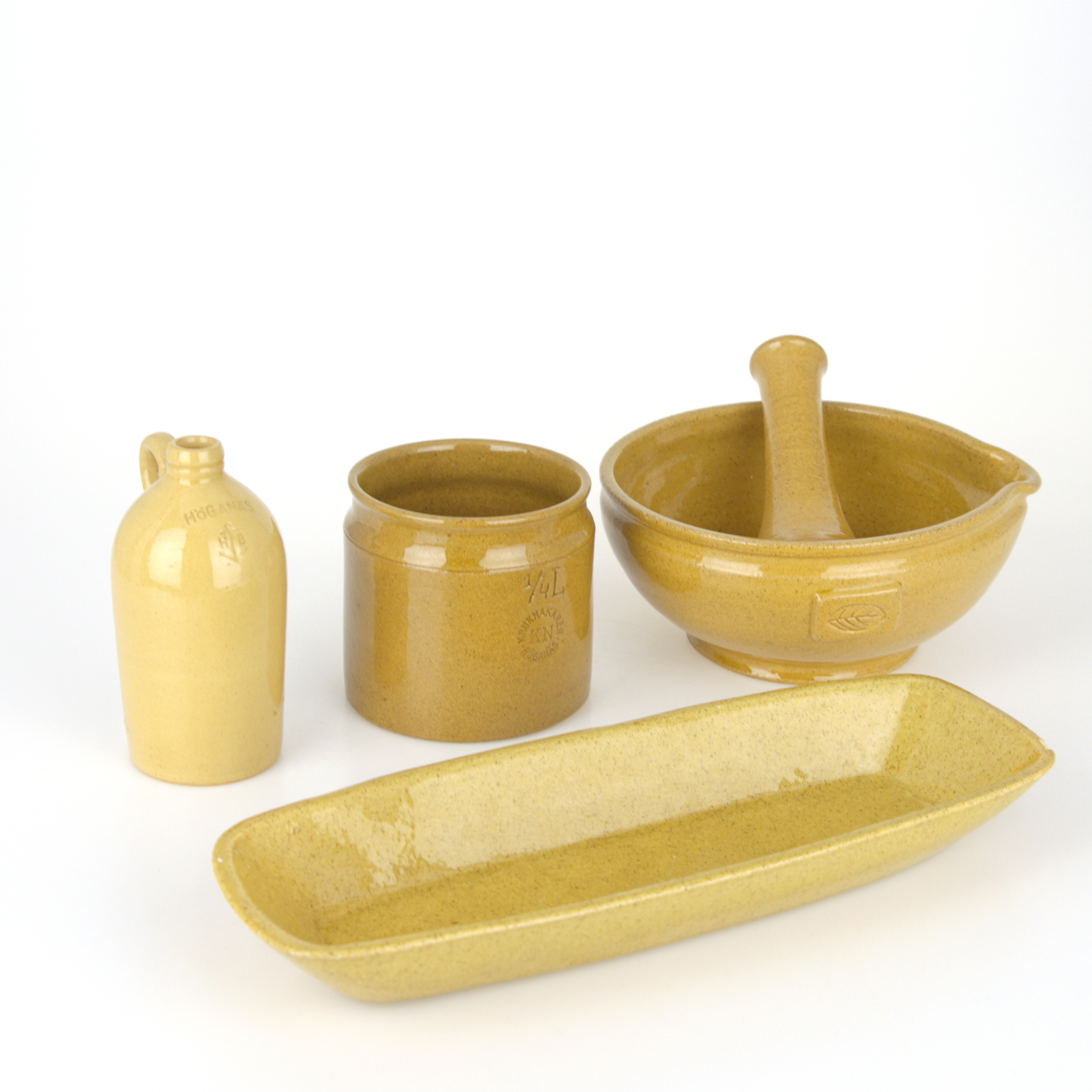 FAT, BURK, KRUS, STÖT och SPILLKUM, 5 delar, delvis blyglaserat stengods, Höganäs Bolaget och Krukmakaren Höganäs.