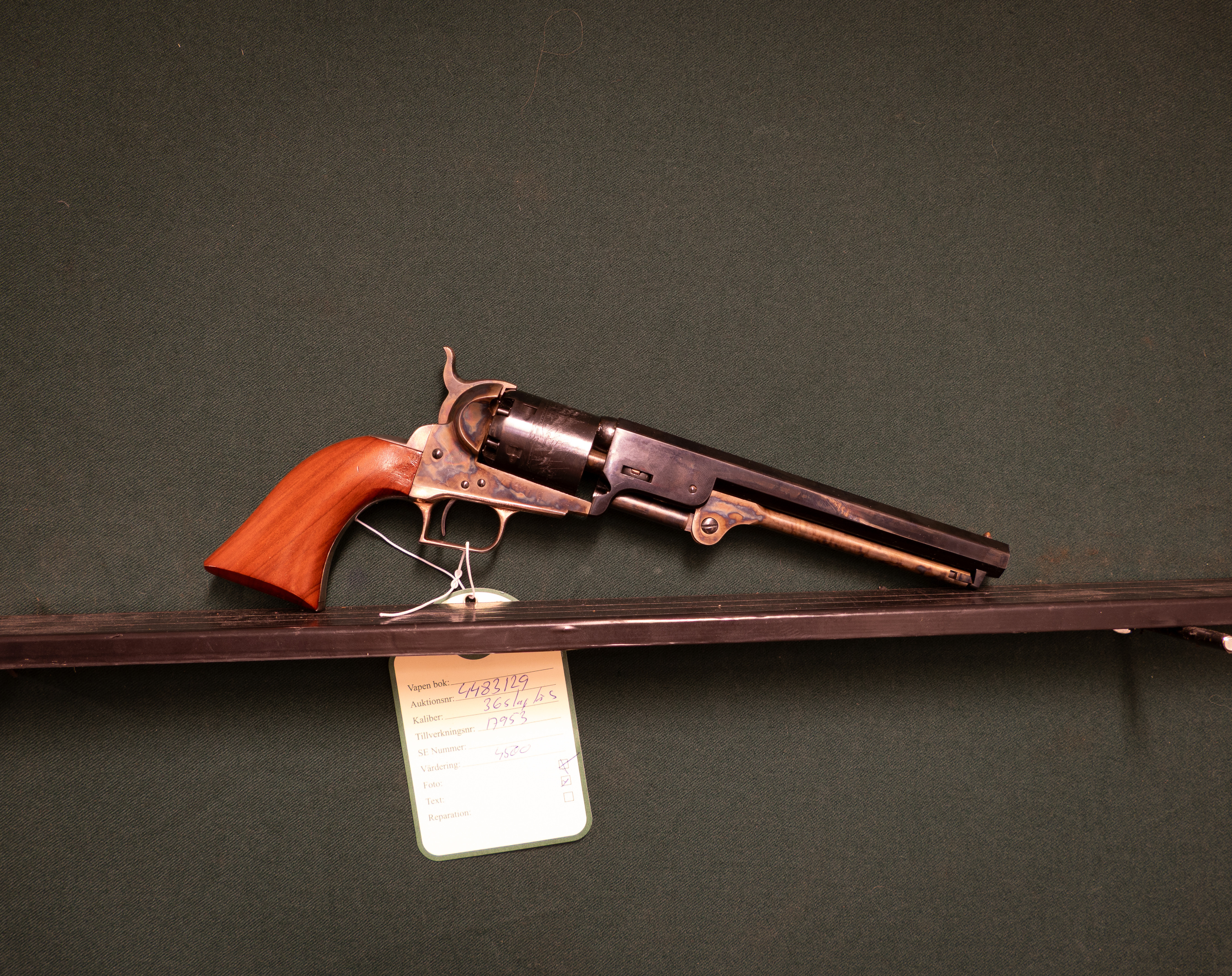 Colt 1851 Navy kal. 36 Tillv.nr.17953 SE1880046.