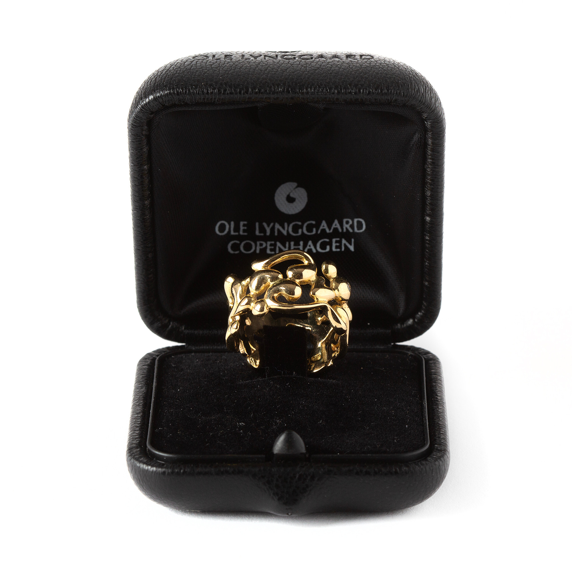 CHARLOTTE LYNGGAARD, ring, 18K guld med briljantslipade diamanter, Ole Lynggaard.