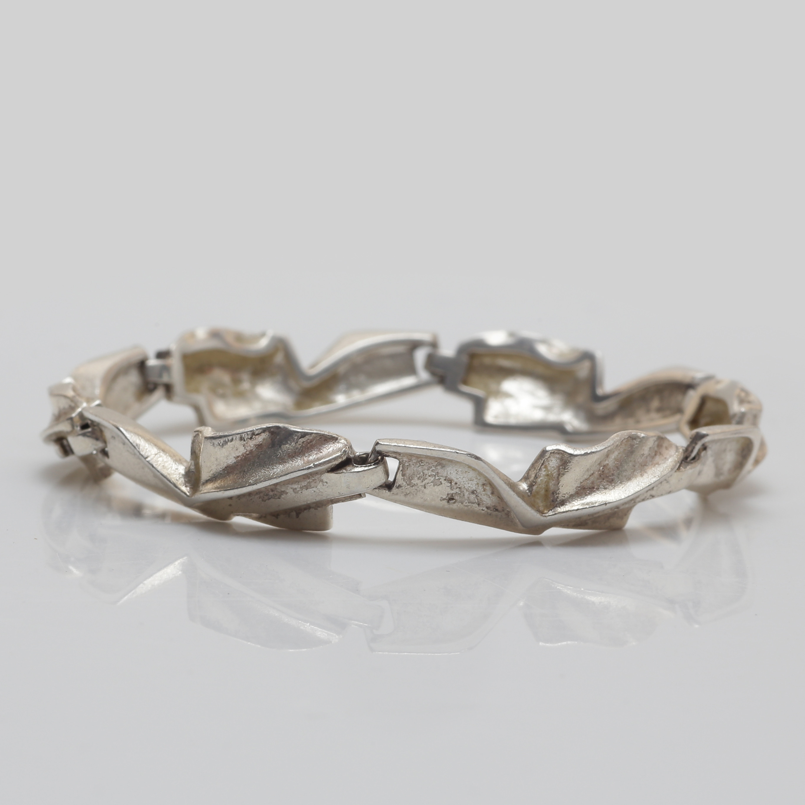 ZOLTAN POPOVITZ "HESPERA" LAPPONIA, ARMBAND, STERLINGSILVER, V8 (1998) FINLAND.