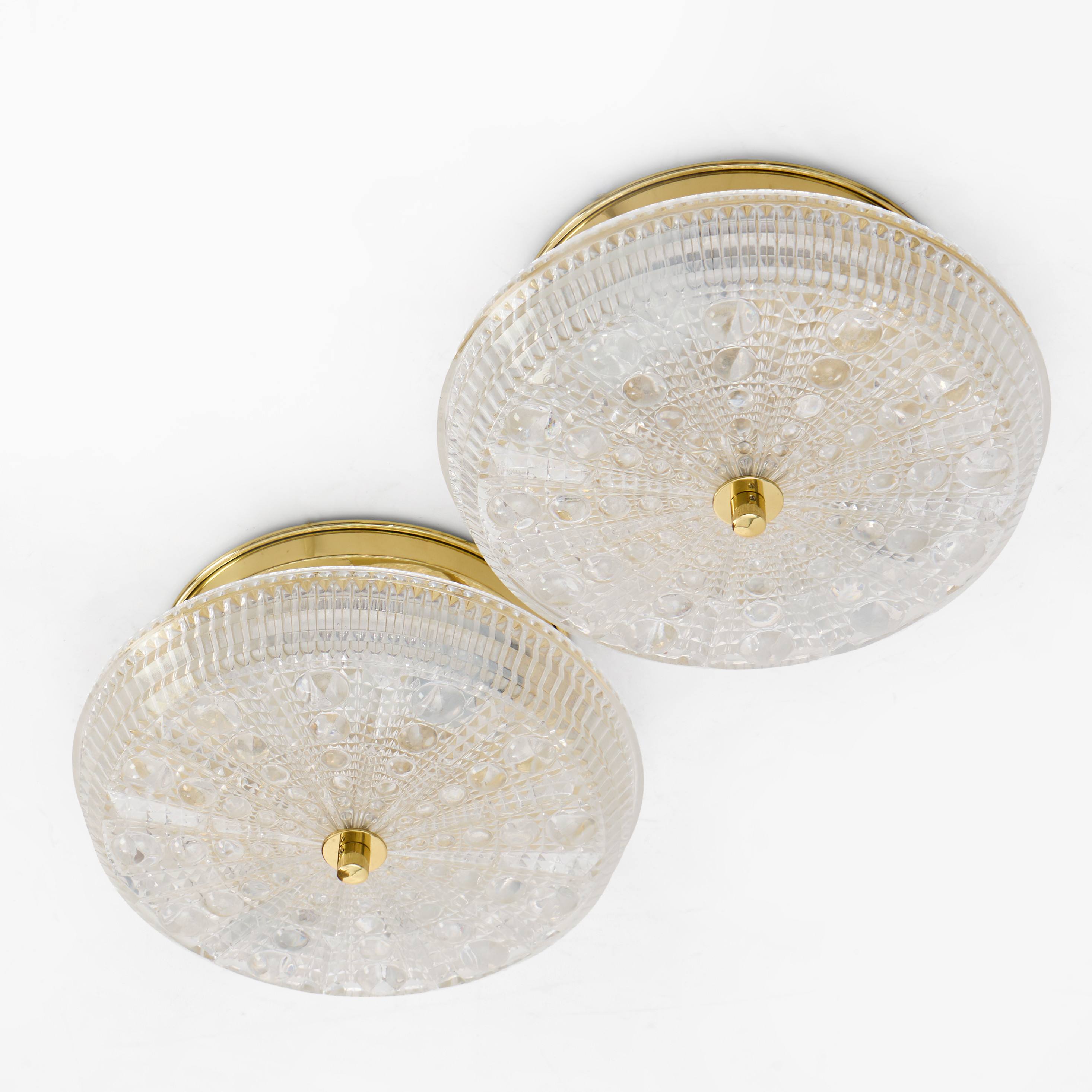 CARL FAGERLUND (1915–2011). Plafonder, 2 st, Orrefors / ÖIA, etikettmärkta.