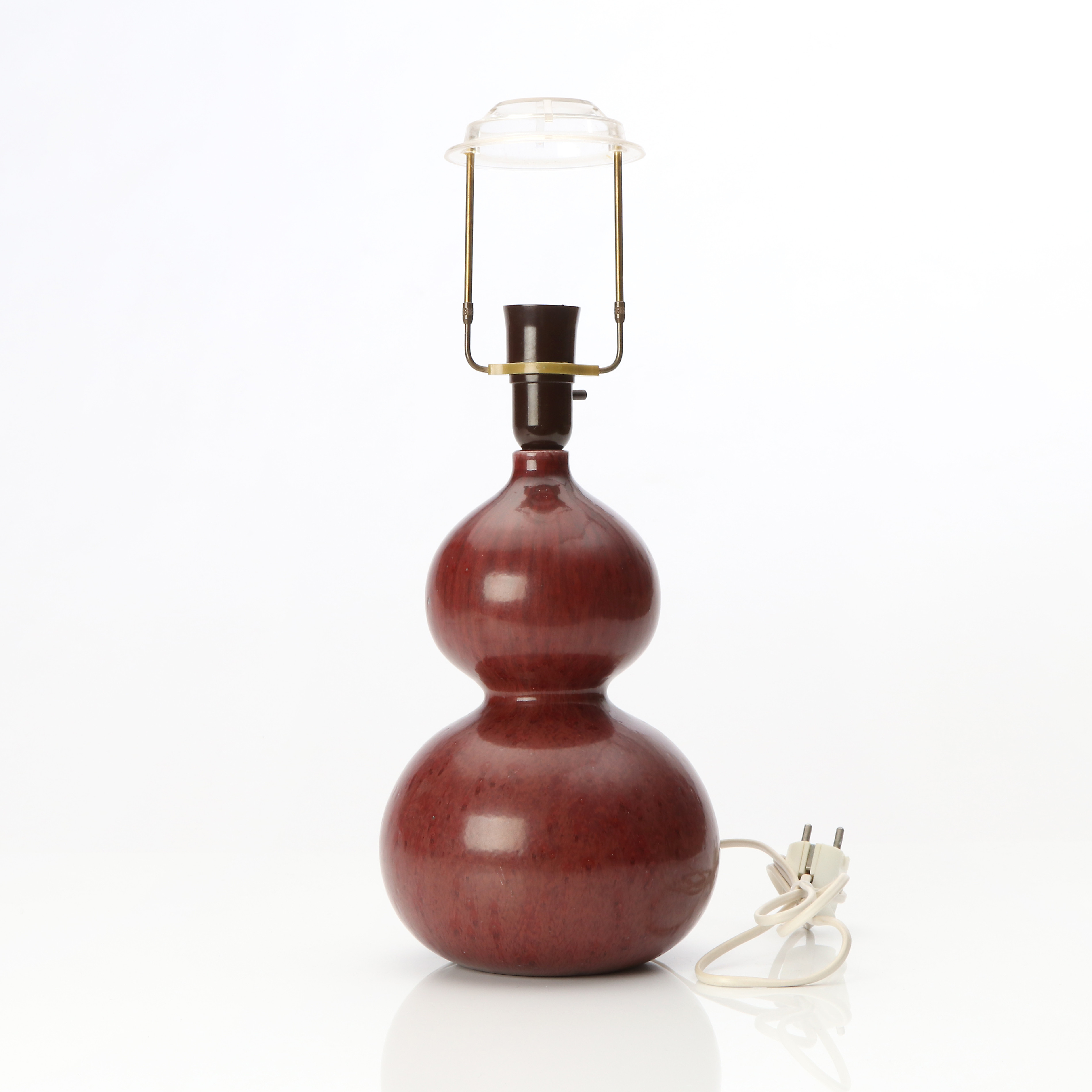 AXEL SALTO. BORDSLAMPA. Glaserat porslin. Royal Copenhagen, signerad samt numrerad 20739 undertill.