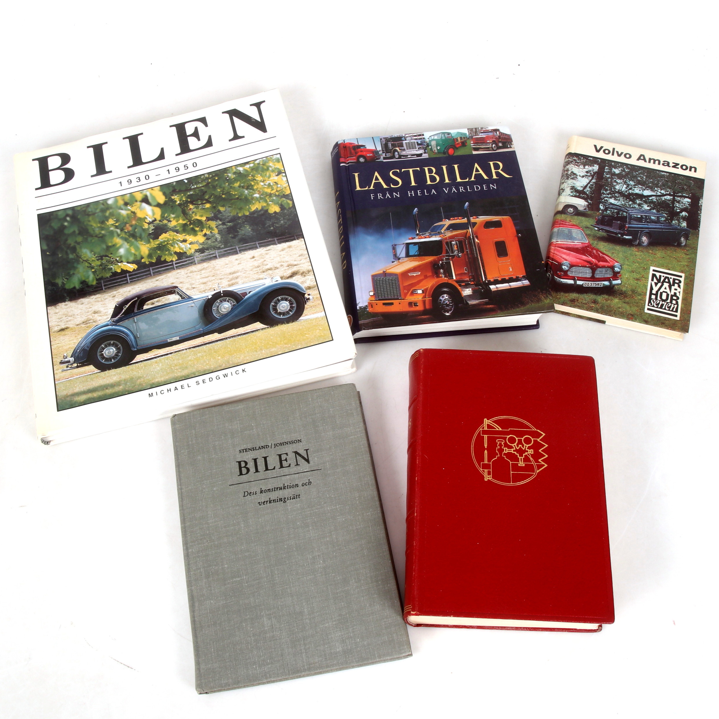 BÖCKER, 5 st, motorliteratur, bland annat "Lastbilar från hela världen", 1960–1975.