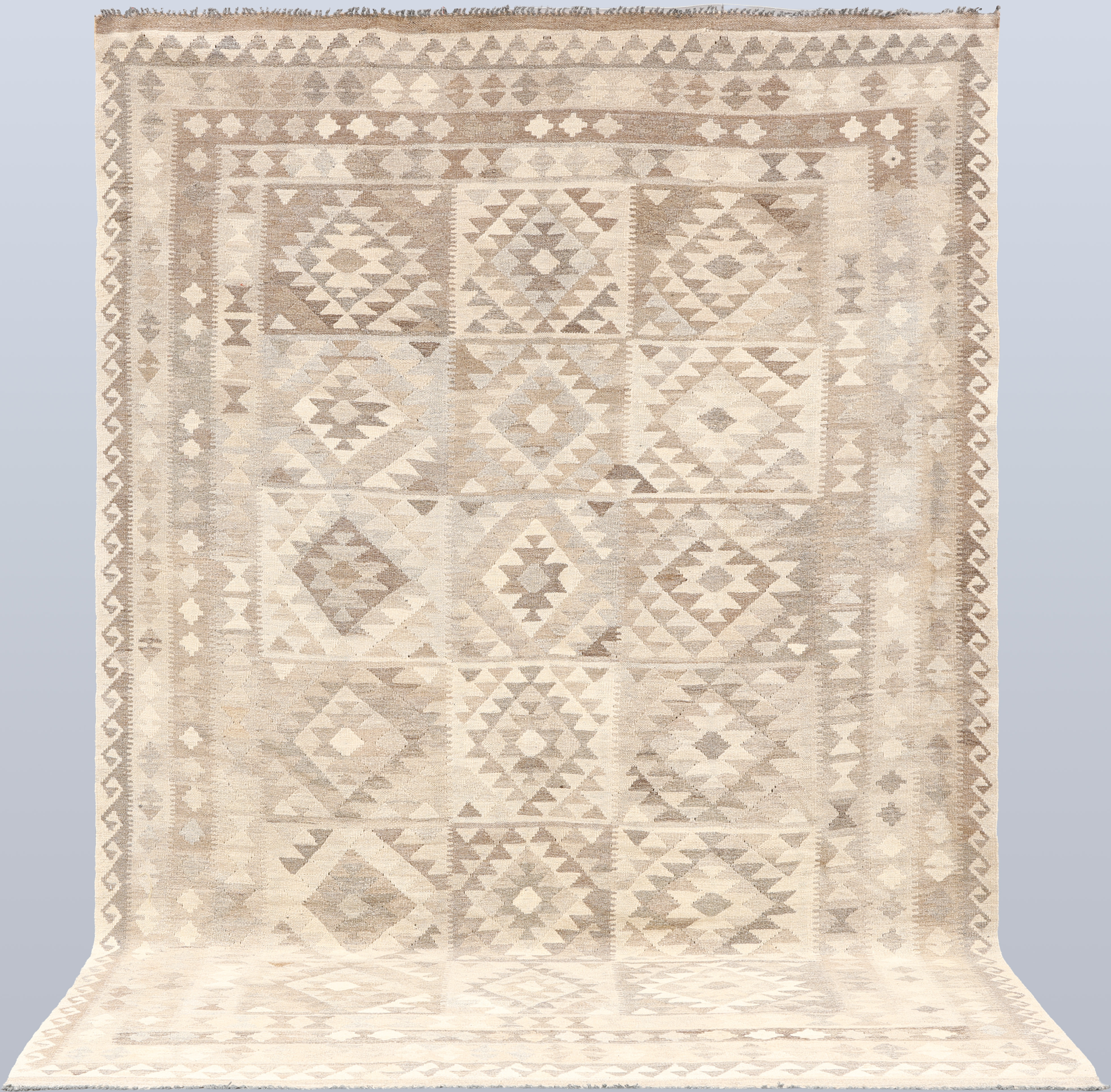 MATTA. Kelim naturfärgad, 297 x 206 cm.