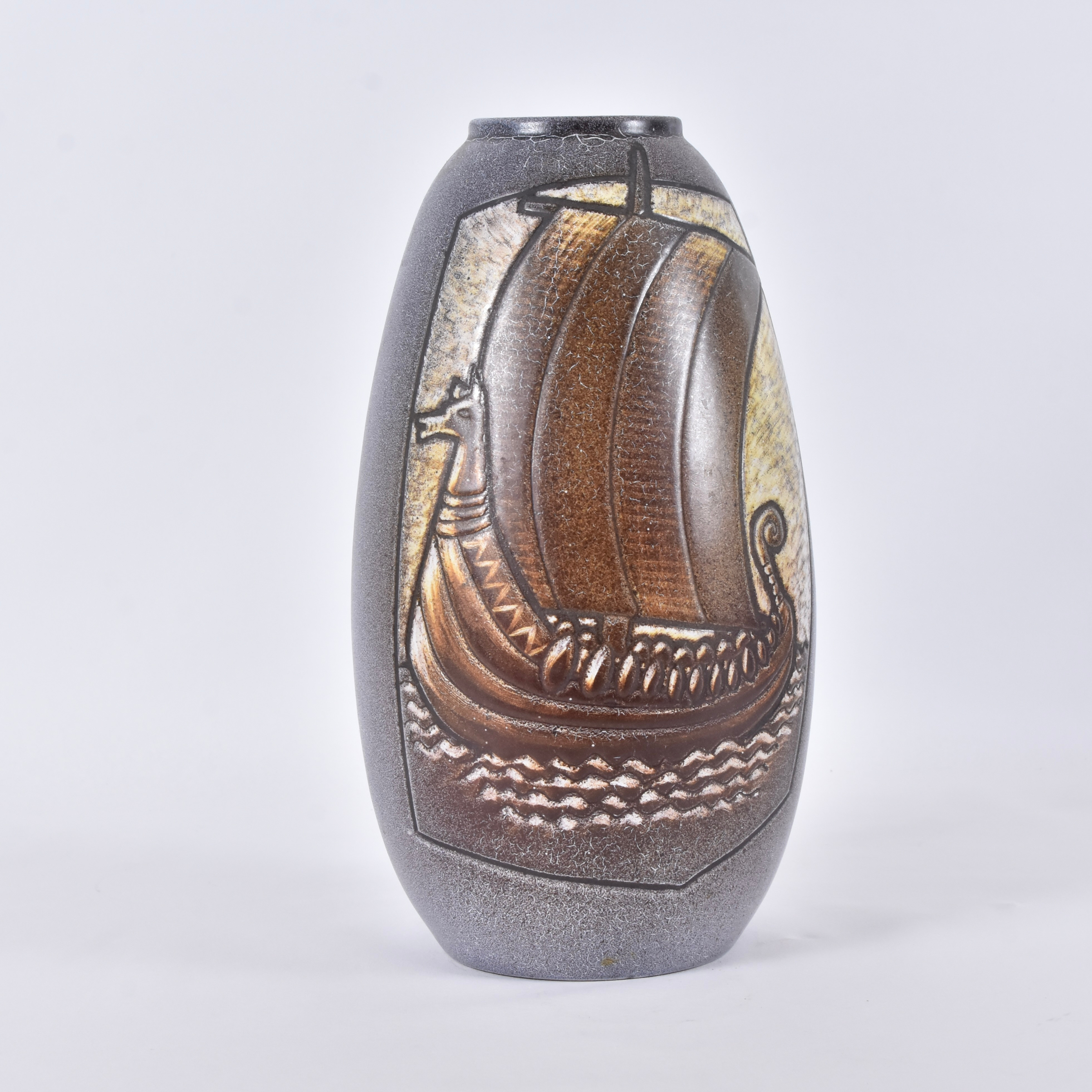 BONNIE REHNQVIST. golvvas, glaserat lergods, Törngrens Falkenberg.