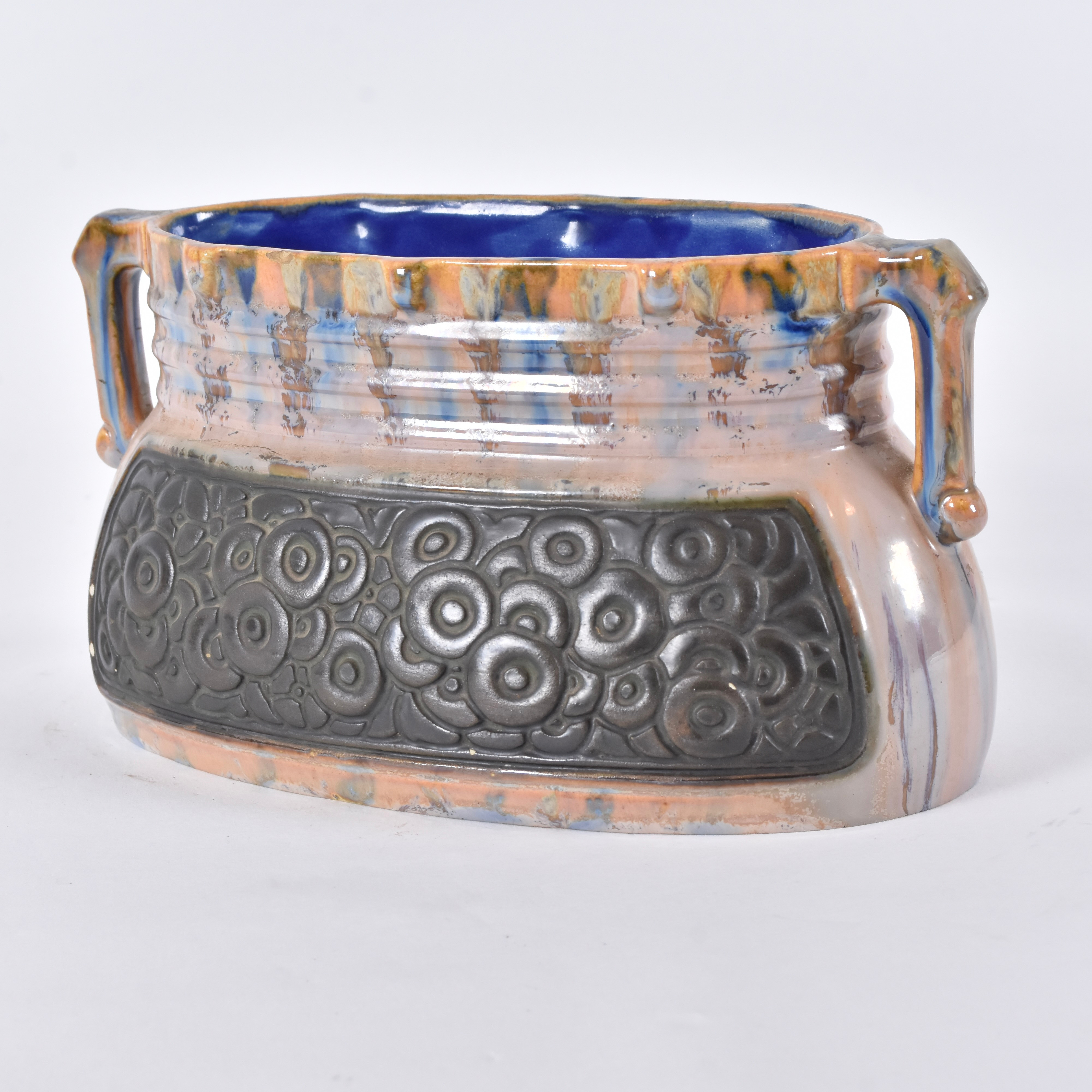 JARDINERE, majolika, Tyskland, sekelskiftet 1900.