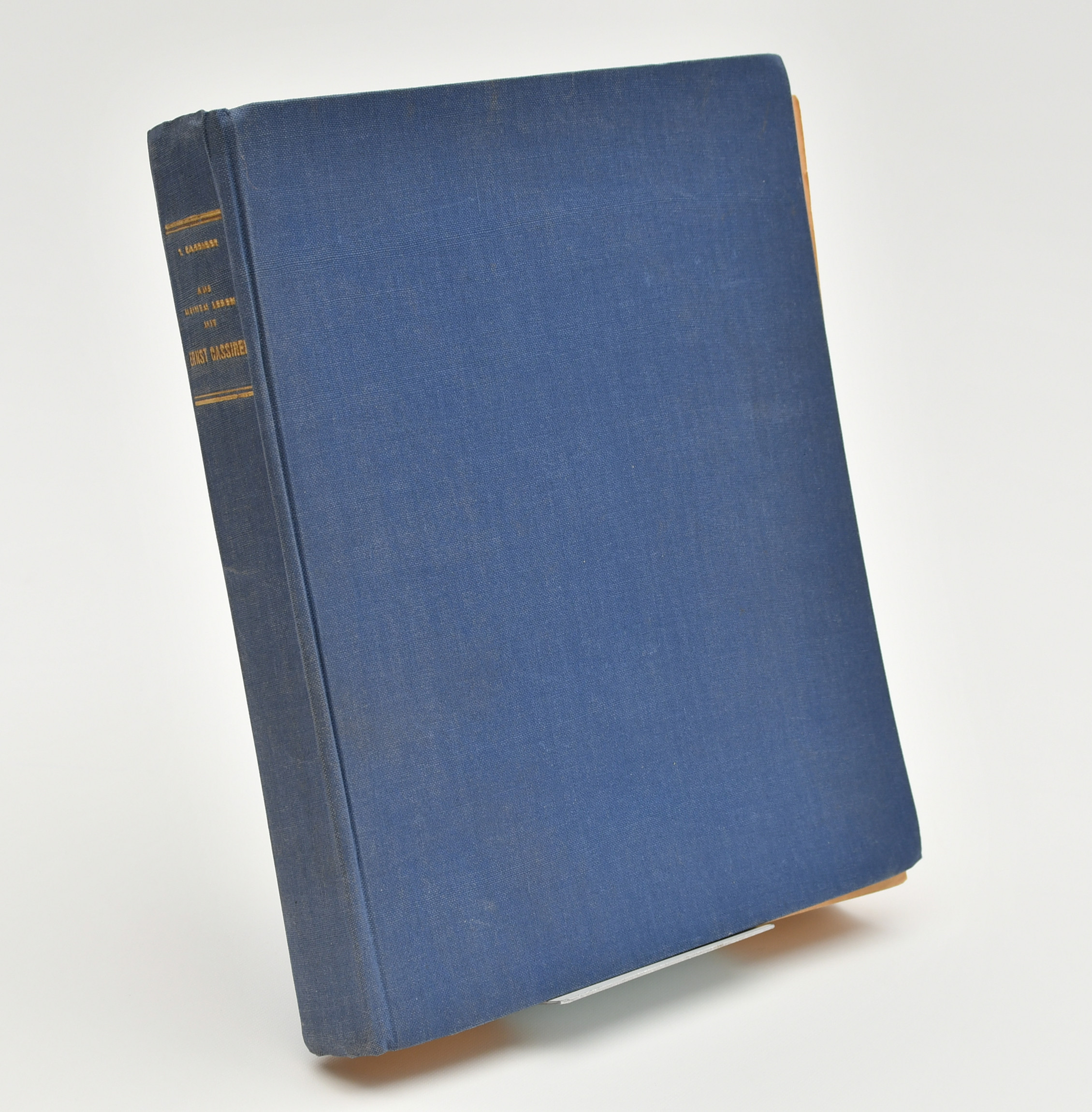 Aus meinem Leben mit Ernst Cassirer. Hektograferat privattryck. 1948.