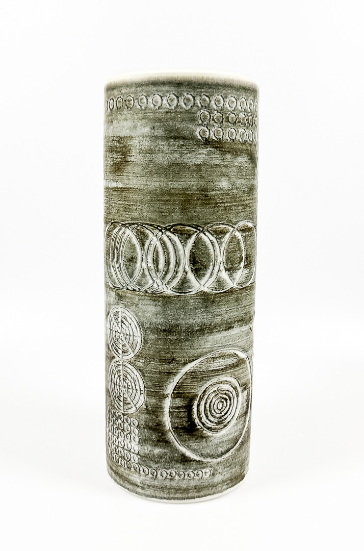 OLLE ALBERIUS. VAS, porslin, "Sarek", Rörstrand.