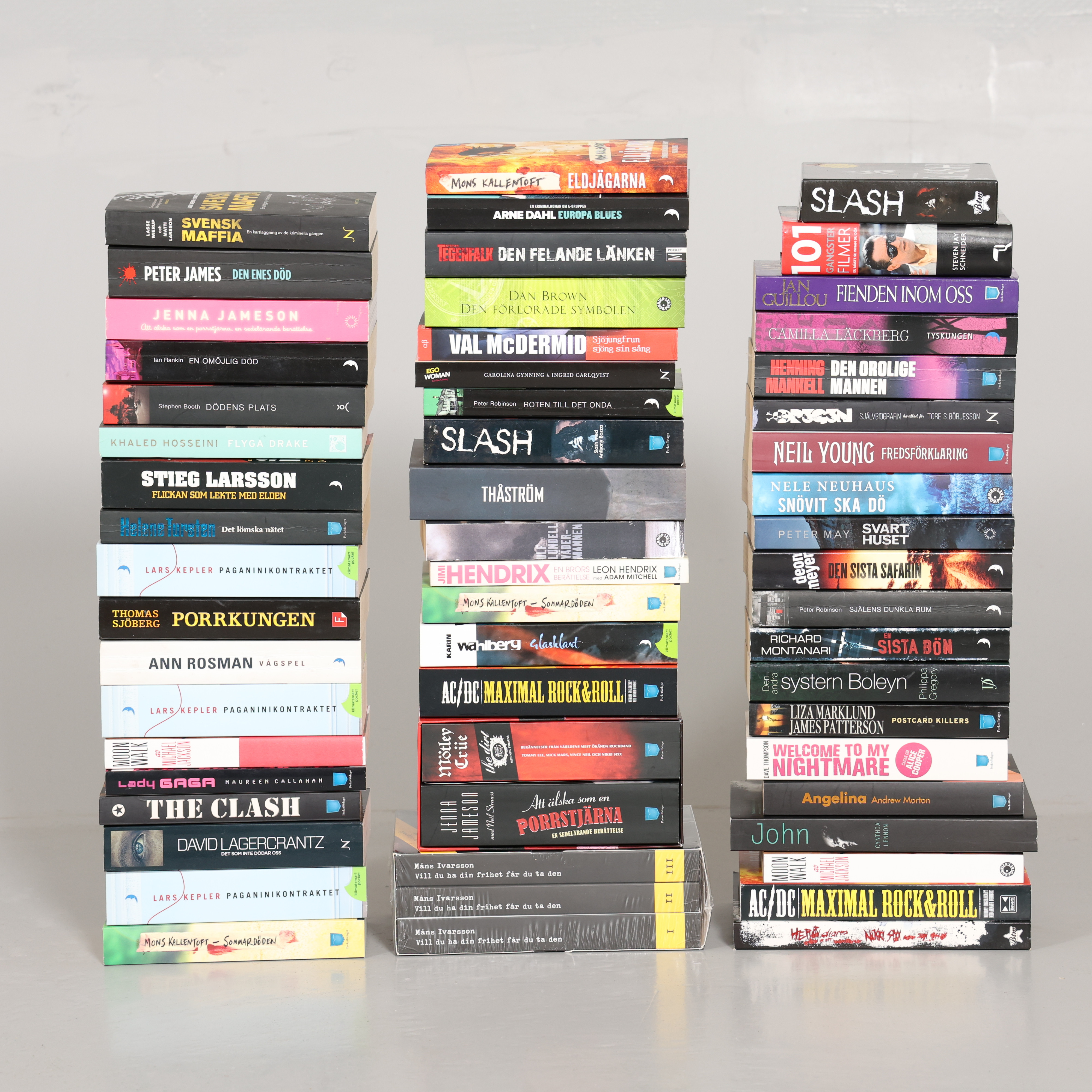 POCKETBÖCKER 53 stycken skönlitteratur och musikrelaterade.