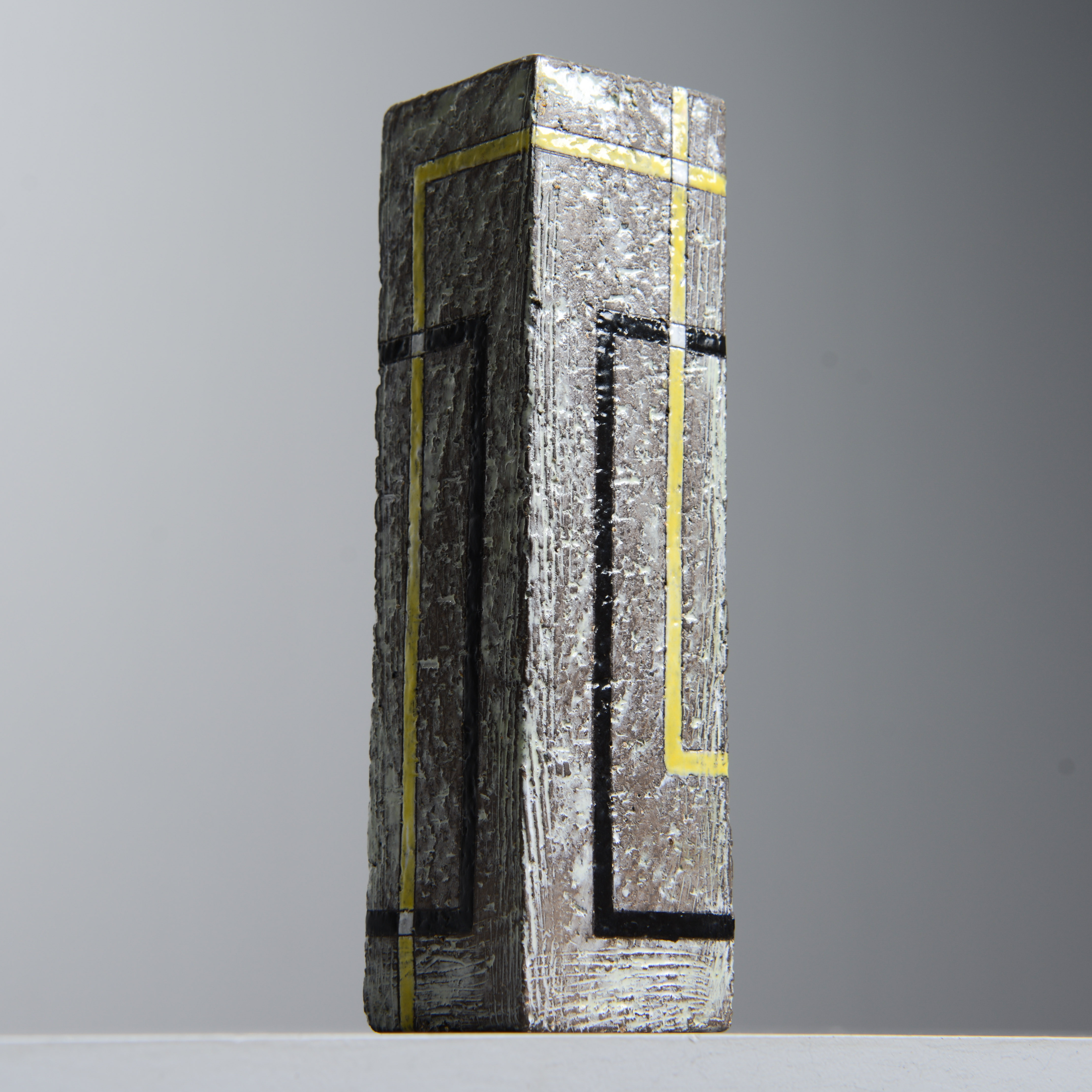 INGRID ATTERBERG. "Kort Serie" , vas, modell A12, Upsala-Ekeby, numrerad 22/100 samt signerad, 1956.