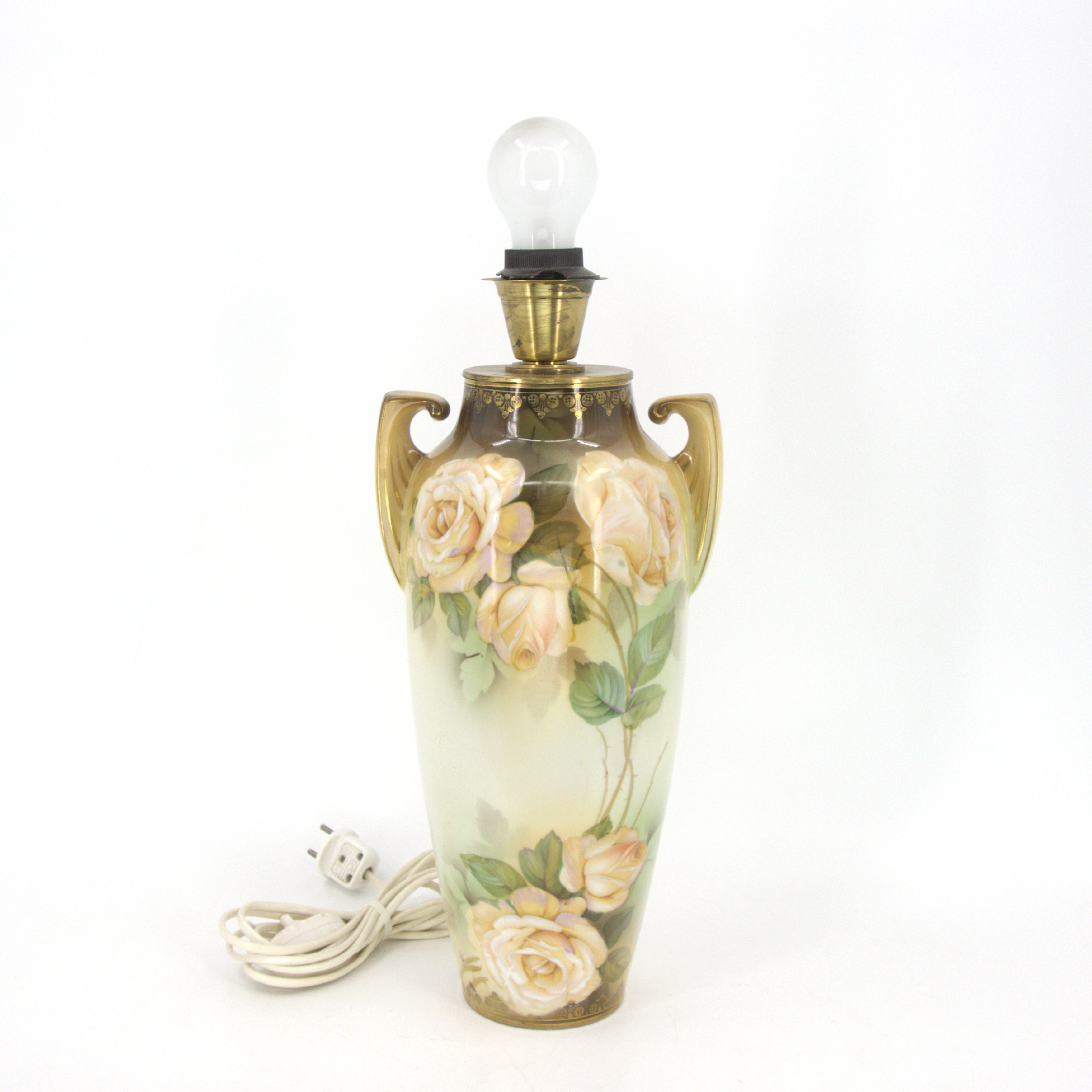 BORDSLAMPA, porslin, dekor av rosor, 1900-tal.