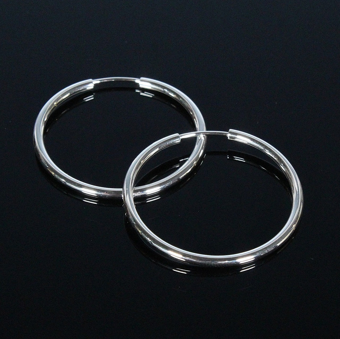 MERALIN JEWELRY. Creolen aus 925er Sterlingsilber, Italien.