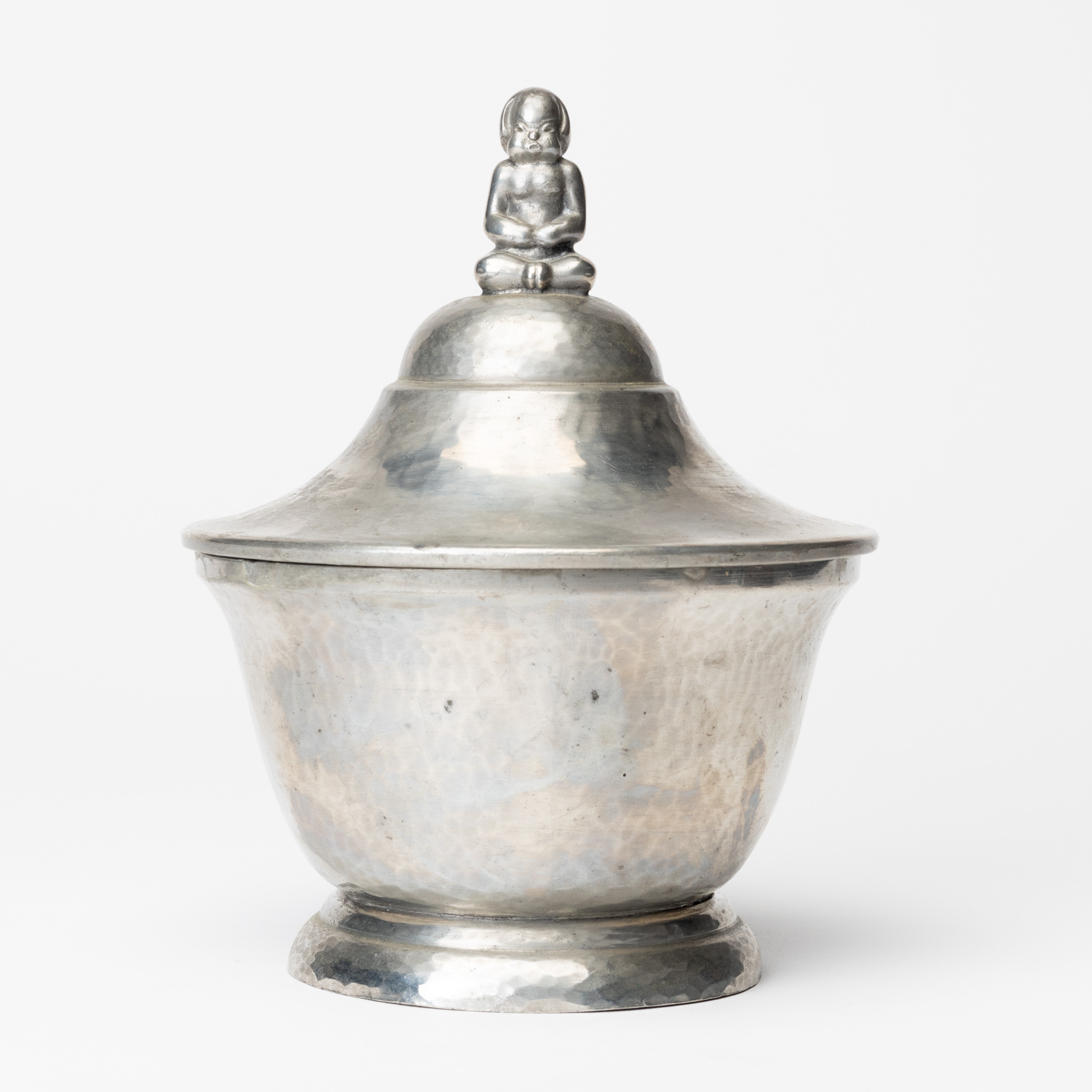 SKÅL med lock, tenn, sannolikt Danmark 1920/30-tal.