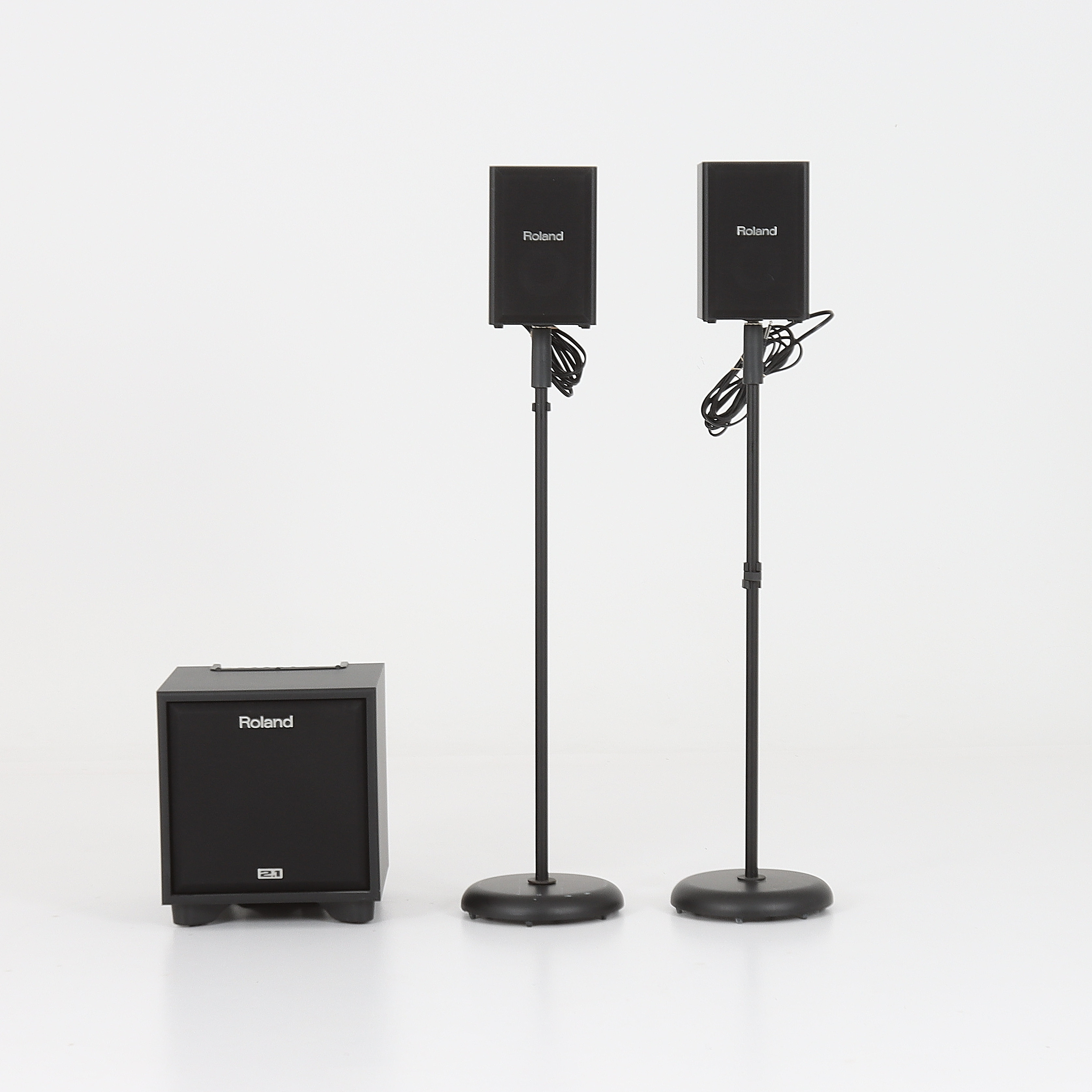 HÖGTALARSYSTEM, Roland 2.1 CM-110 Cube och 2 satellithögtalare CM-110/220, 2000-tal.